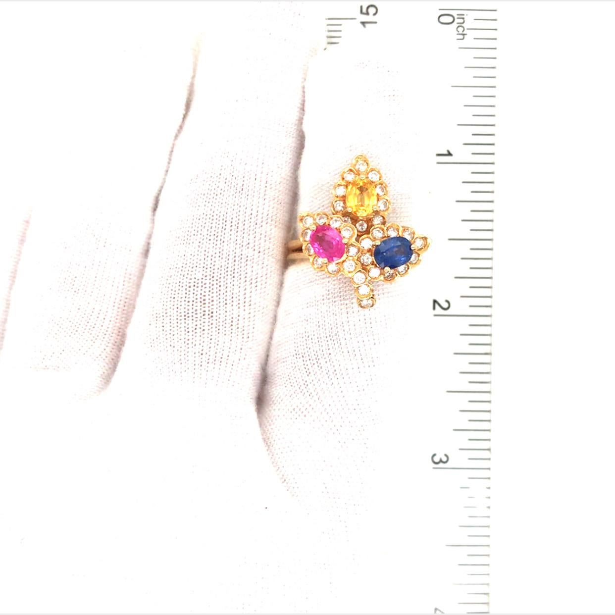 18K Sapphire Diamond Flower Cluster Ring Yellow Gold For Sale 2
