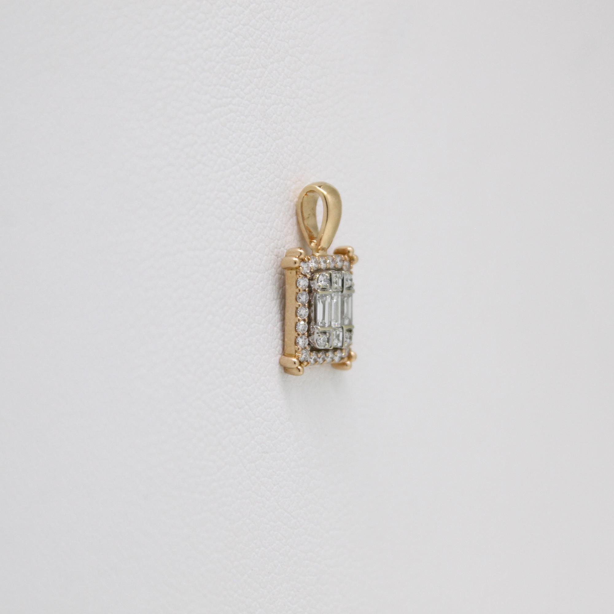 Total diamond weight: 0.33ct (VVS-VS. quality, G+ colour)
Total weight 1.02g
Material: 18K white gold
Chain available upon request.

Introducing the 