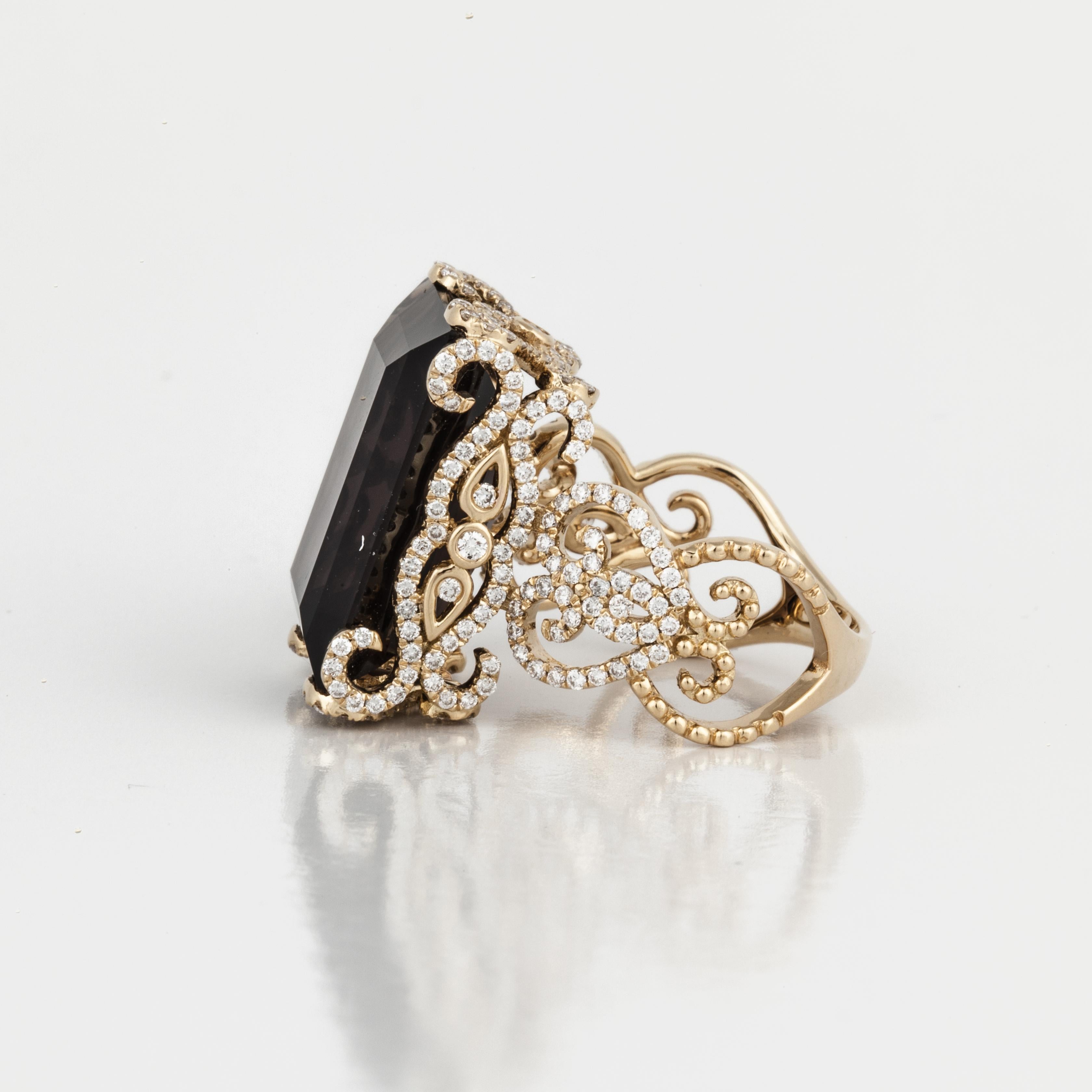 18k yellow gold smoky quartz & chocolate diamond cabochon ring