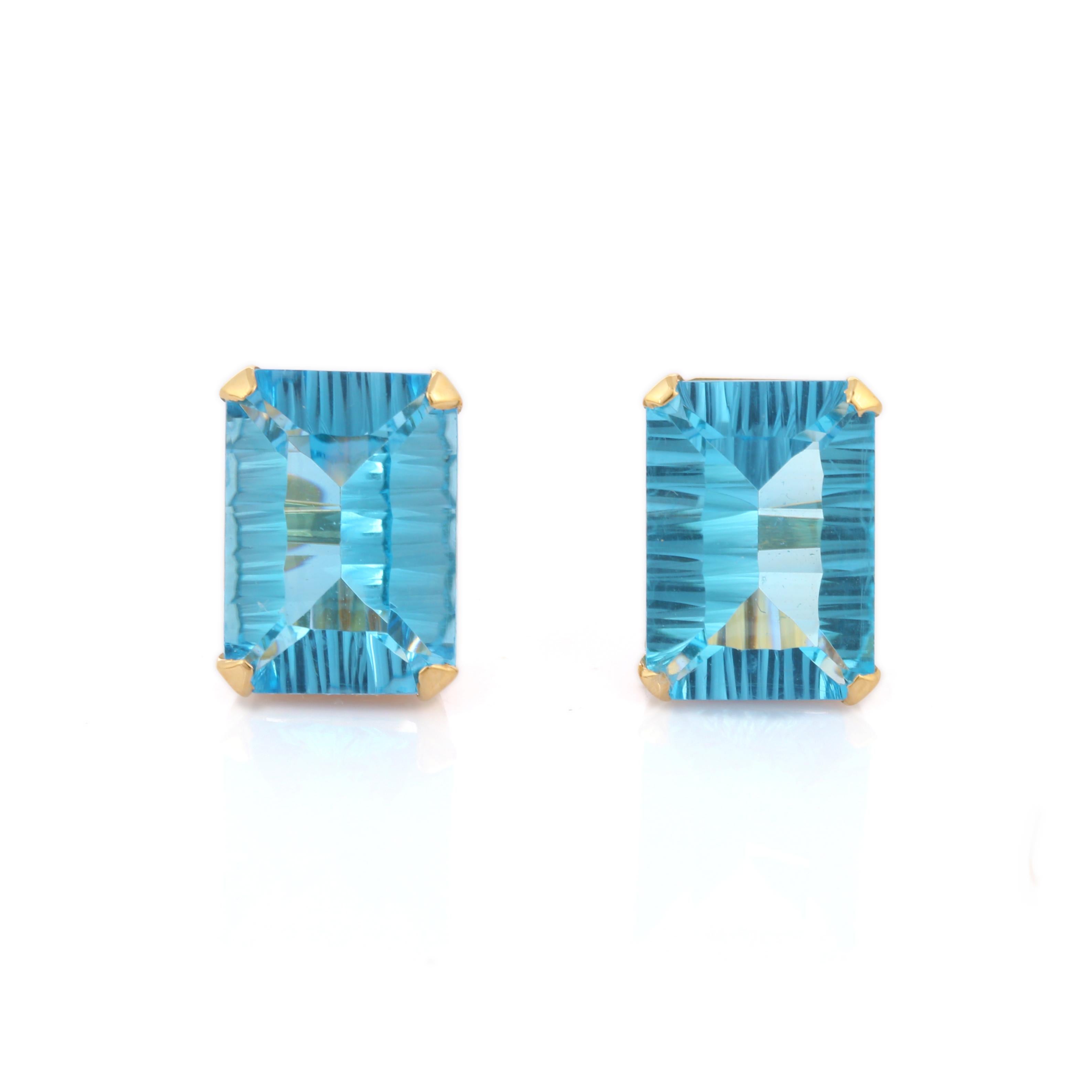 18K Solid Gold 14.65 Ct Natural Blue Topaz Solitaire Stud Earrings In New Condition For Sale In Houston, TX