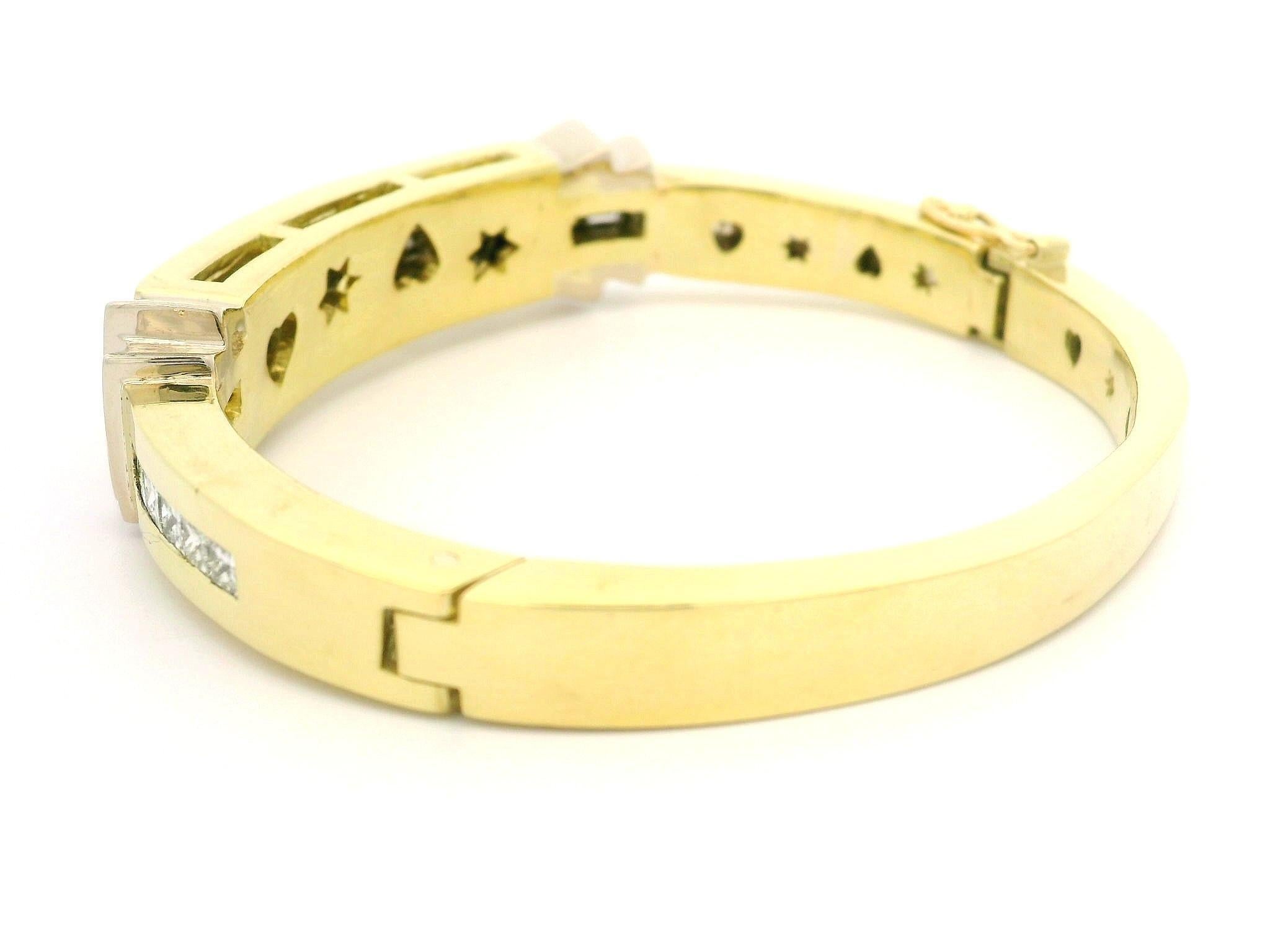 Bracelet jonc à charnières en or massif 18 carats avec diamants brillants de 6,0 carats Excellent état - En vente à Montclair, NJ