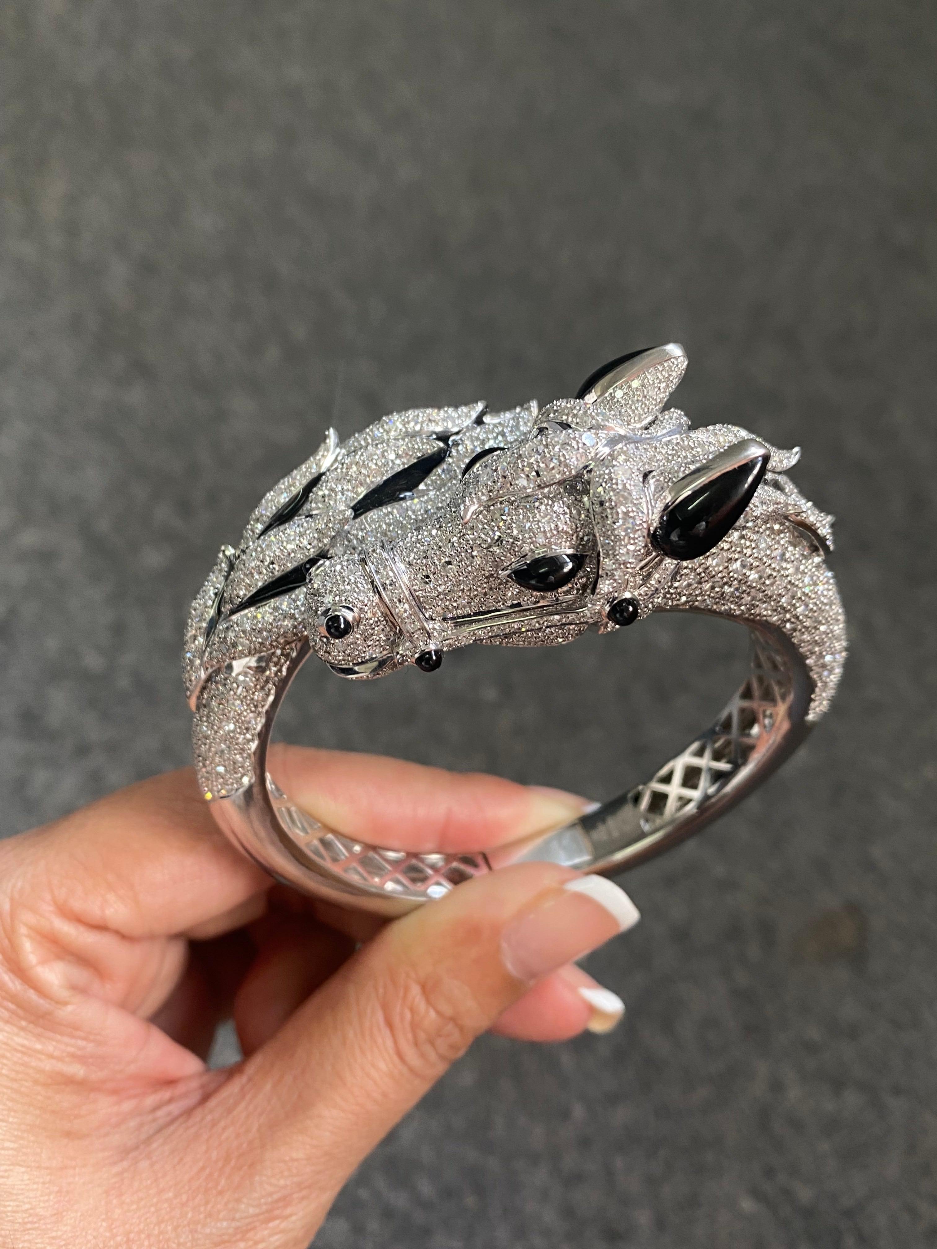 18K Solid Gold And Diamond Stallion Inspired Bangle For Sale 4