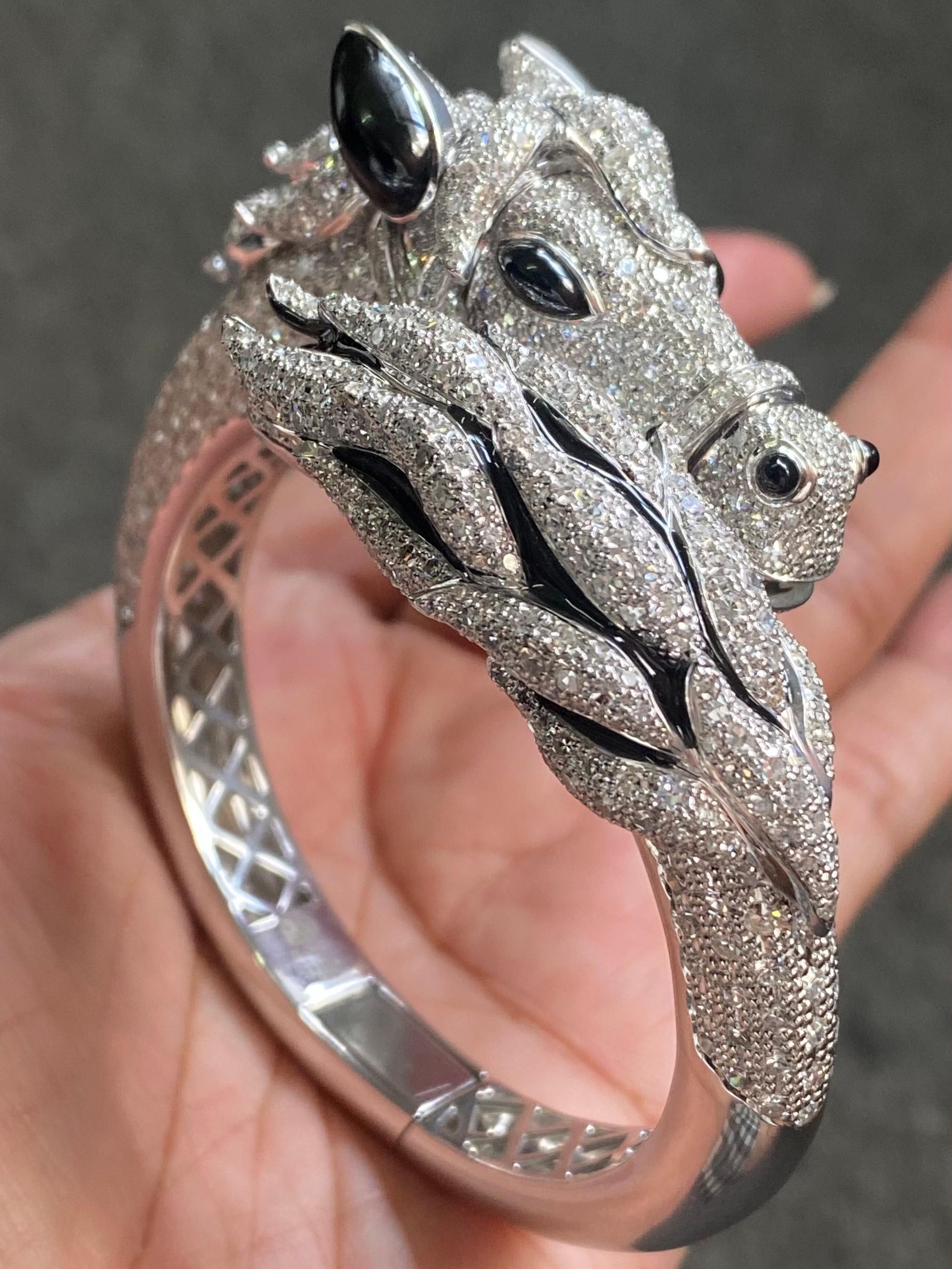 18K Solid Gold And Diamond Stallion Inspired Bangle For Sale 8
