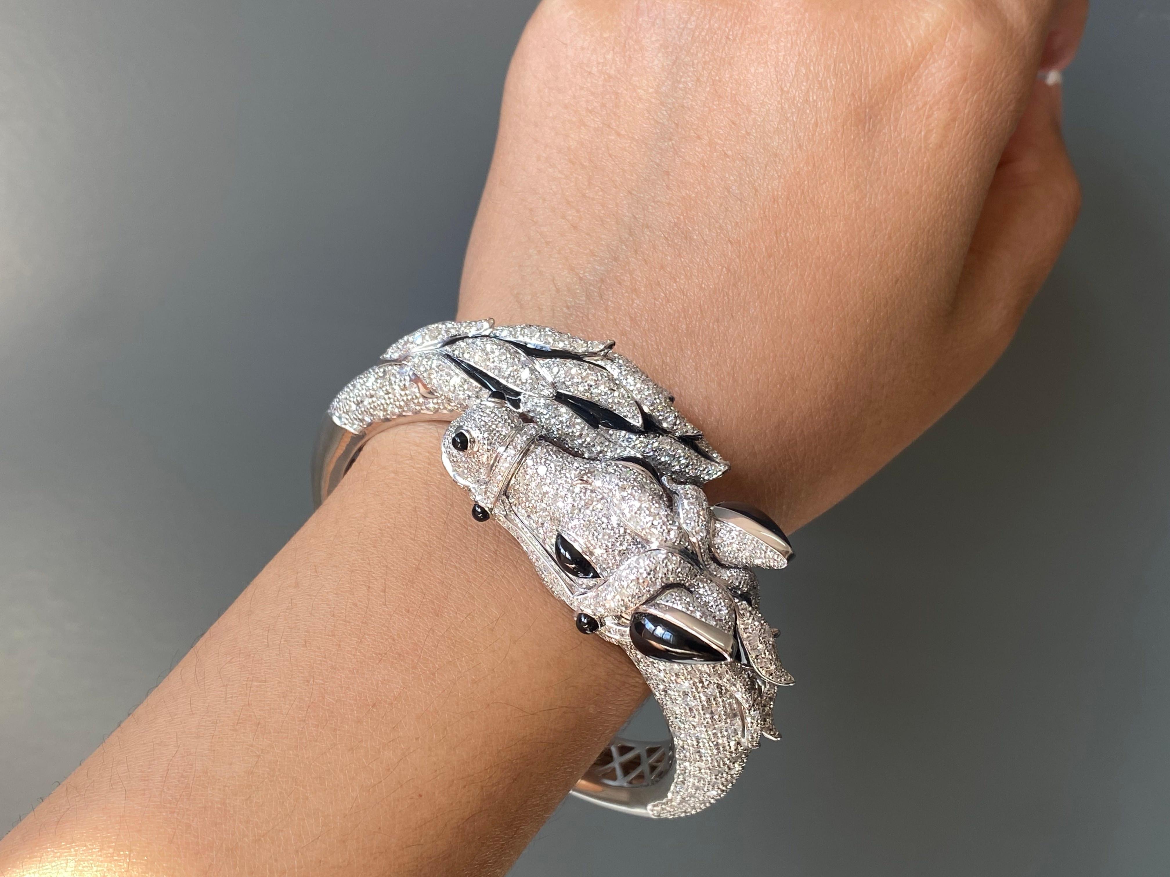 18K Solid Gold And Diamond Stallion Inspired Bangle For Sale 1