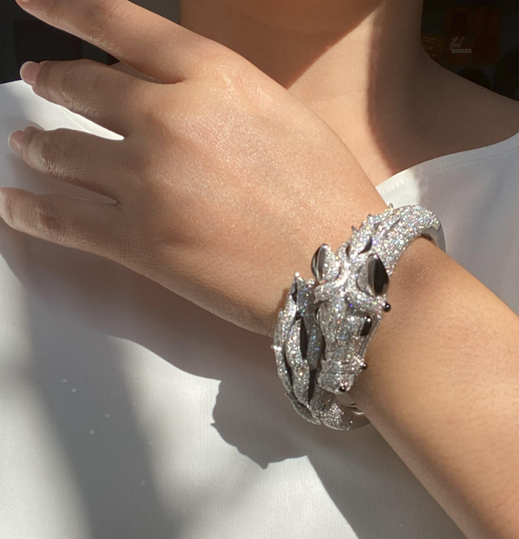 18K Solid Gold And Diamond Stallion Inspired Bangle For Sale 2