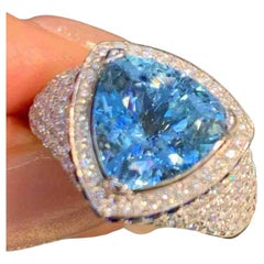18K Solid Gold Aquamarine 
1ct Pave Diamond Halo Ring – 3.70ct Aquamarine