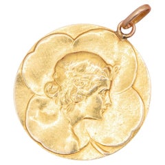18k solid gold Art Nouveau clover pendant - antique lady, Rare four-leaf clover
