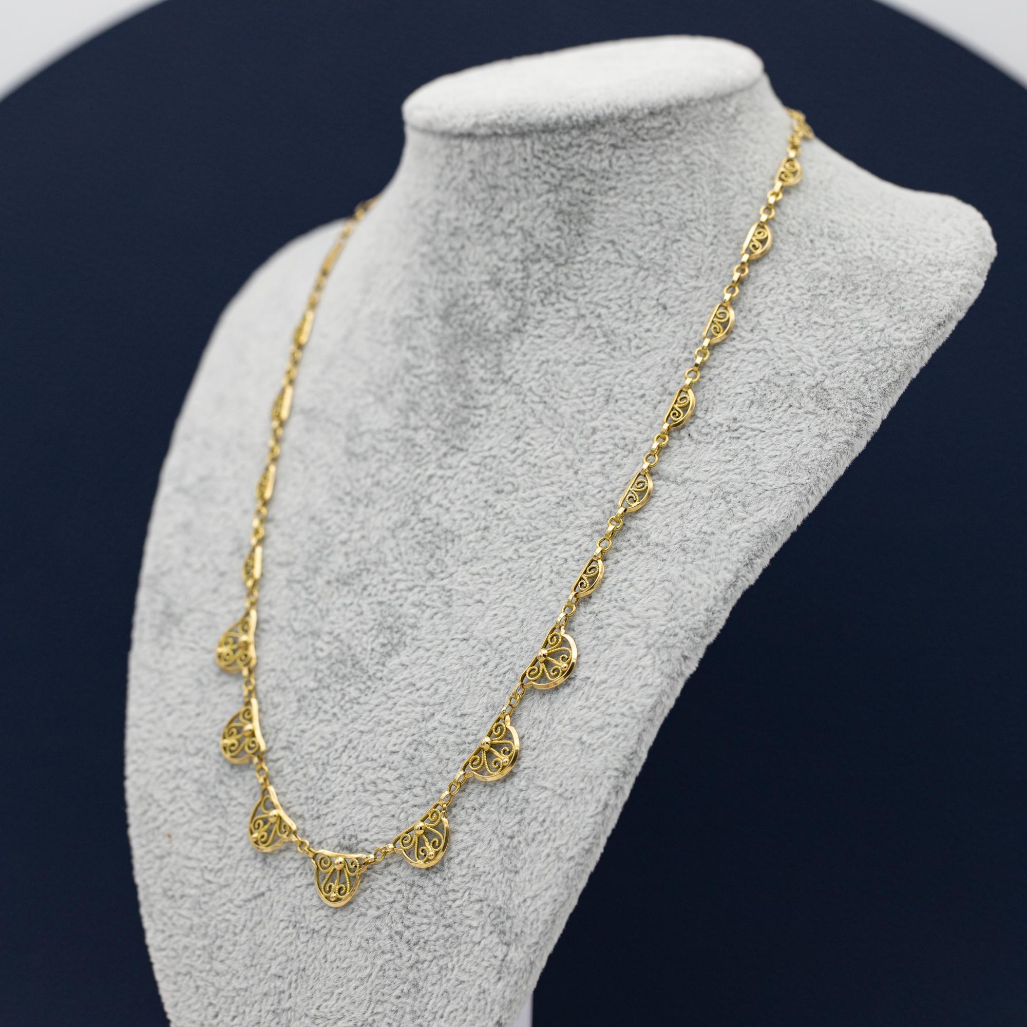 Collier Art nouveau en or massif 18 carats - chaîne filigrane - collier drapé victorien Bon état à Antwerp, BE