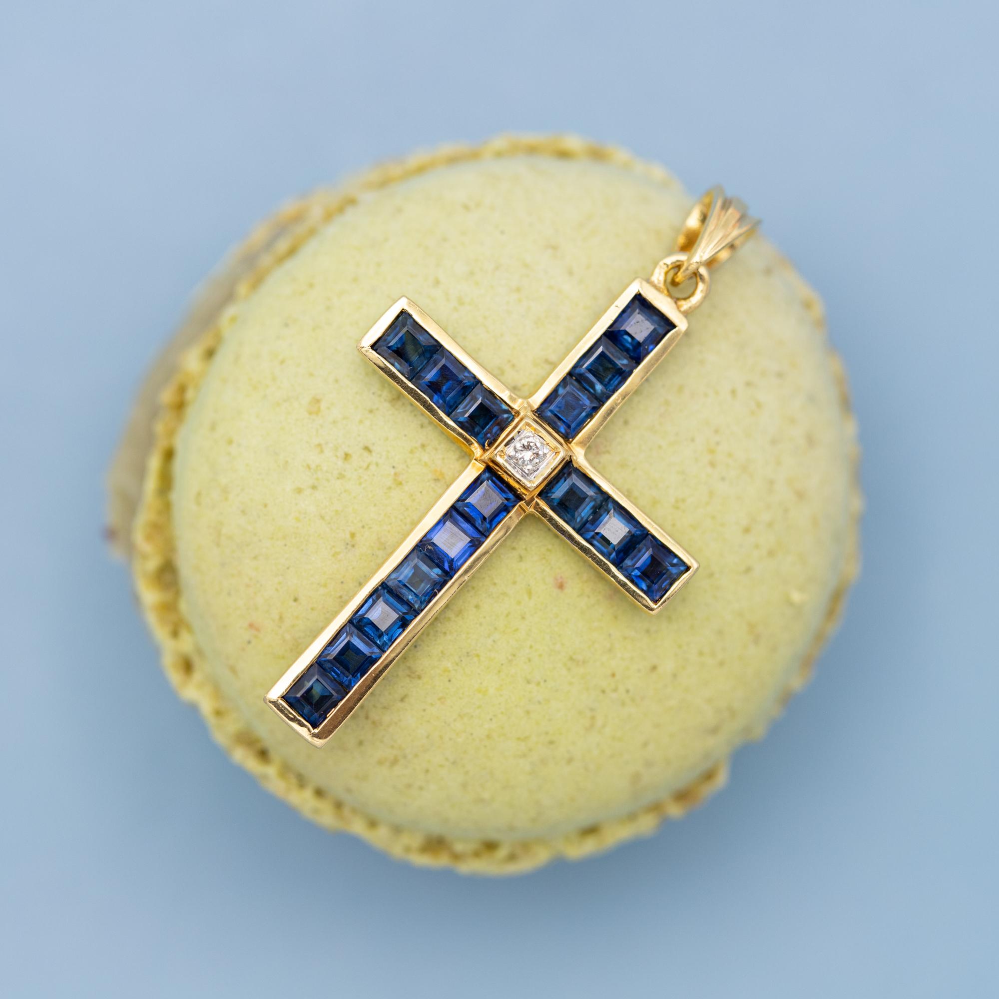 18k solid gold cross pendant - Sapphire & diamond - Estate Catholic medallion 3