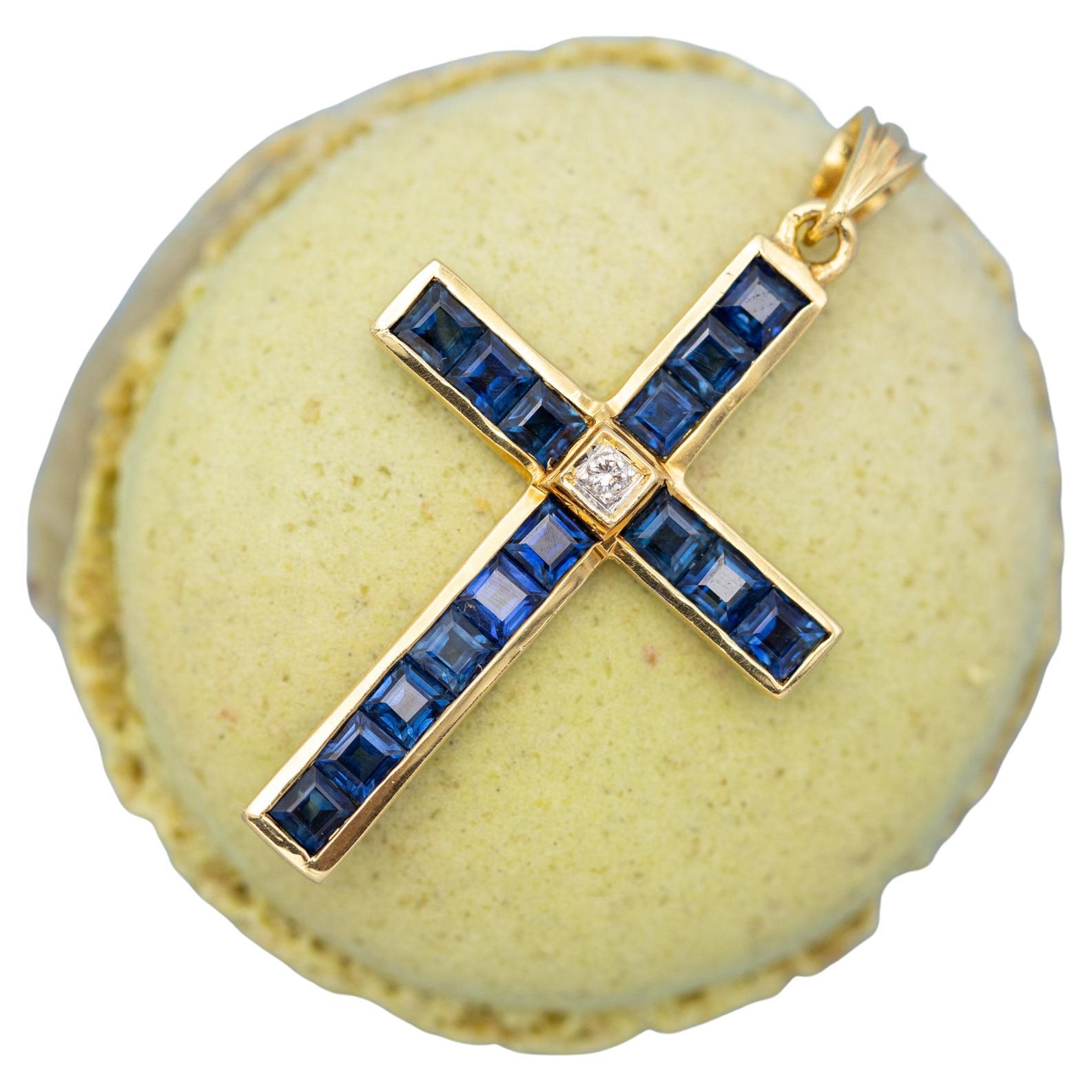 18k solid gold cross pendant - Sapphire & diamond - Estate Catholic medallion