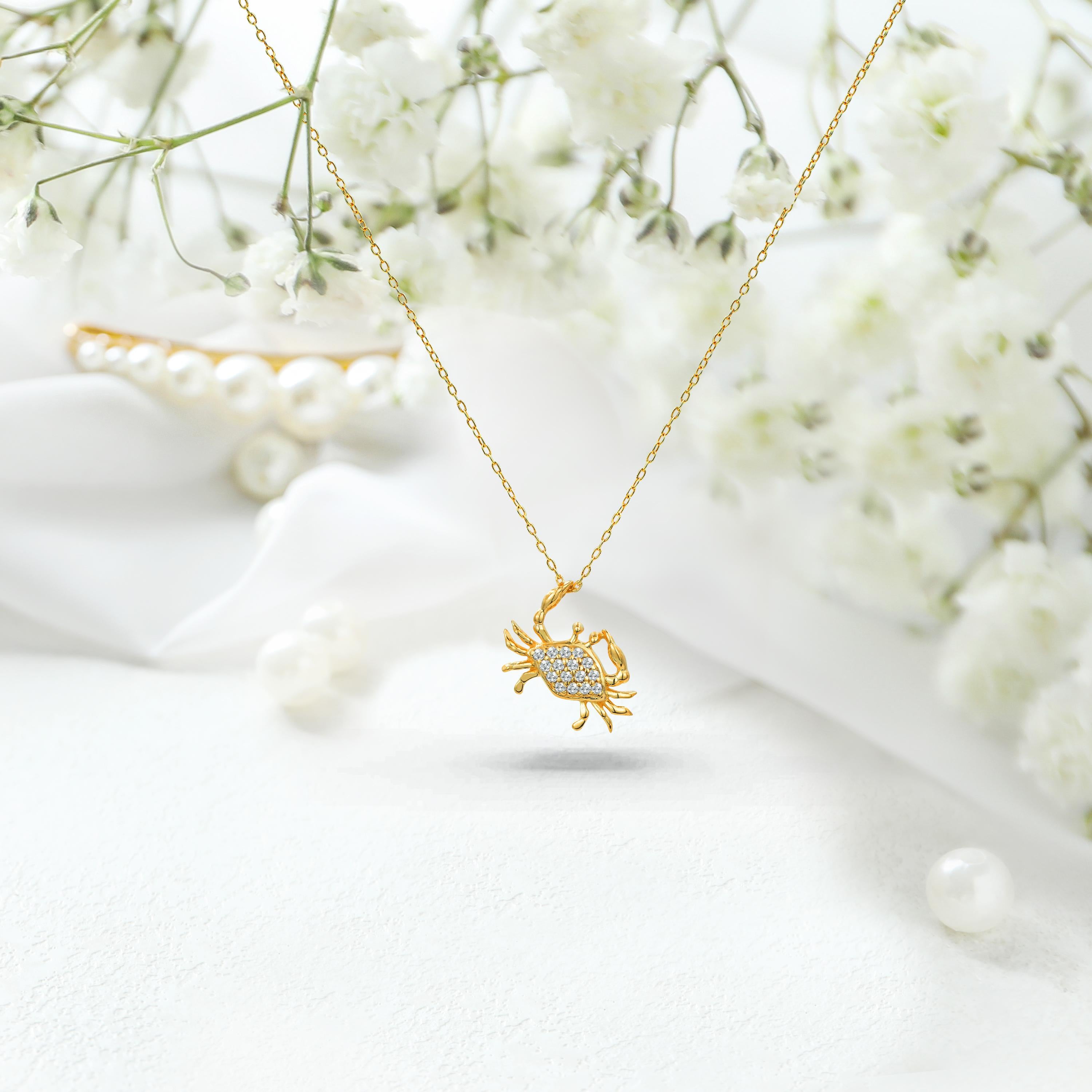Modern 18k Solid Gold Diamond Crab Pendant Necklace Cancer Zodiac Pendant Necklace For Sale