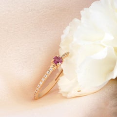 18k Solid Gold Endalaus ruby ring