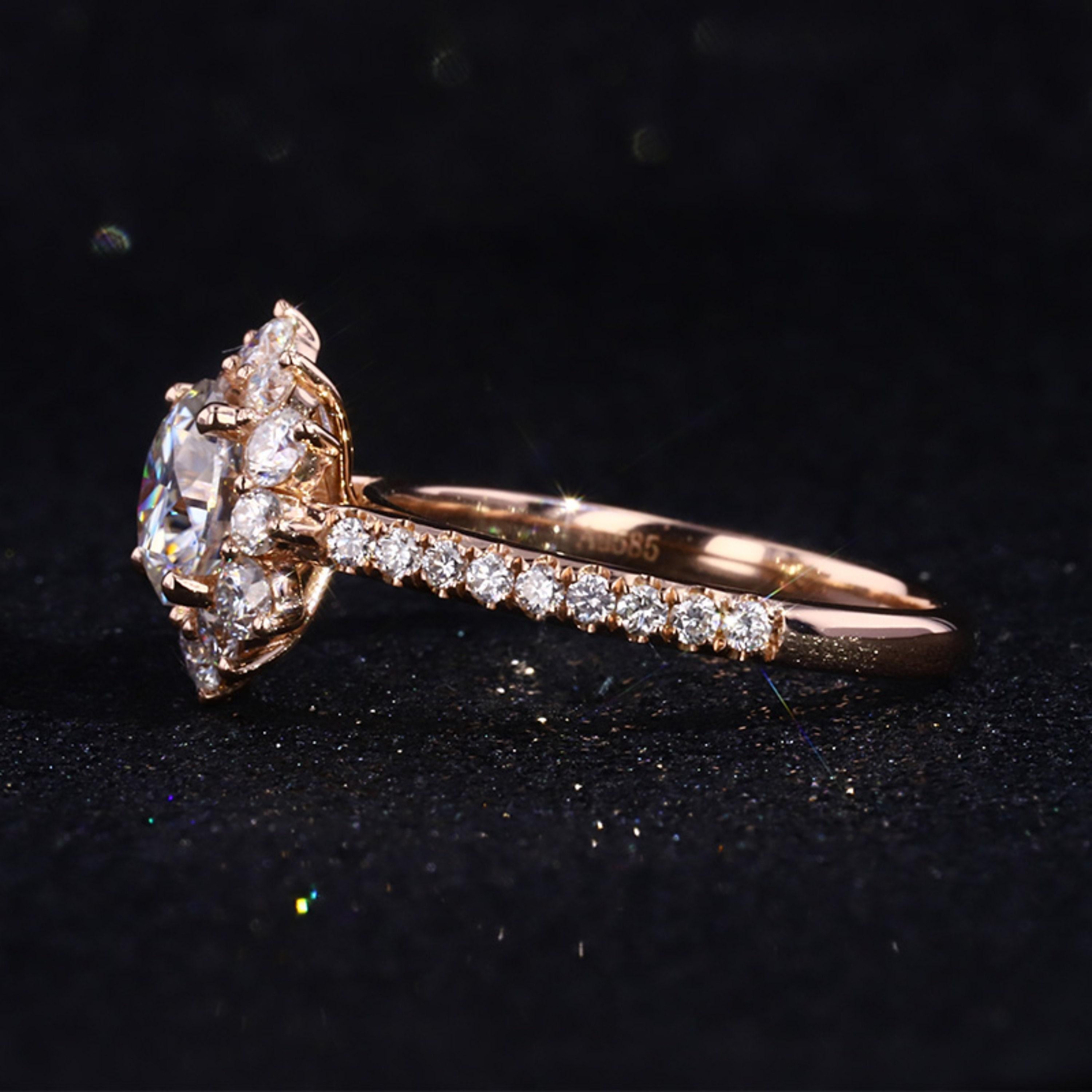 Im Angebot: Verlobungsring aus 18 Karat Gold mit zertifiziertem natürlichem Diamanten im Art déco-Stil () 5