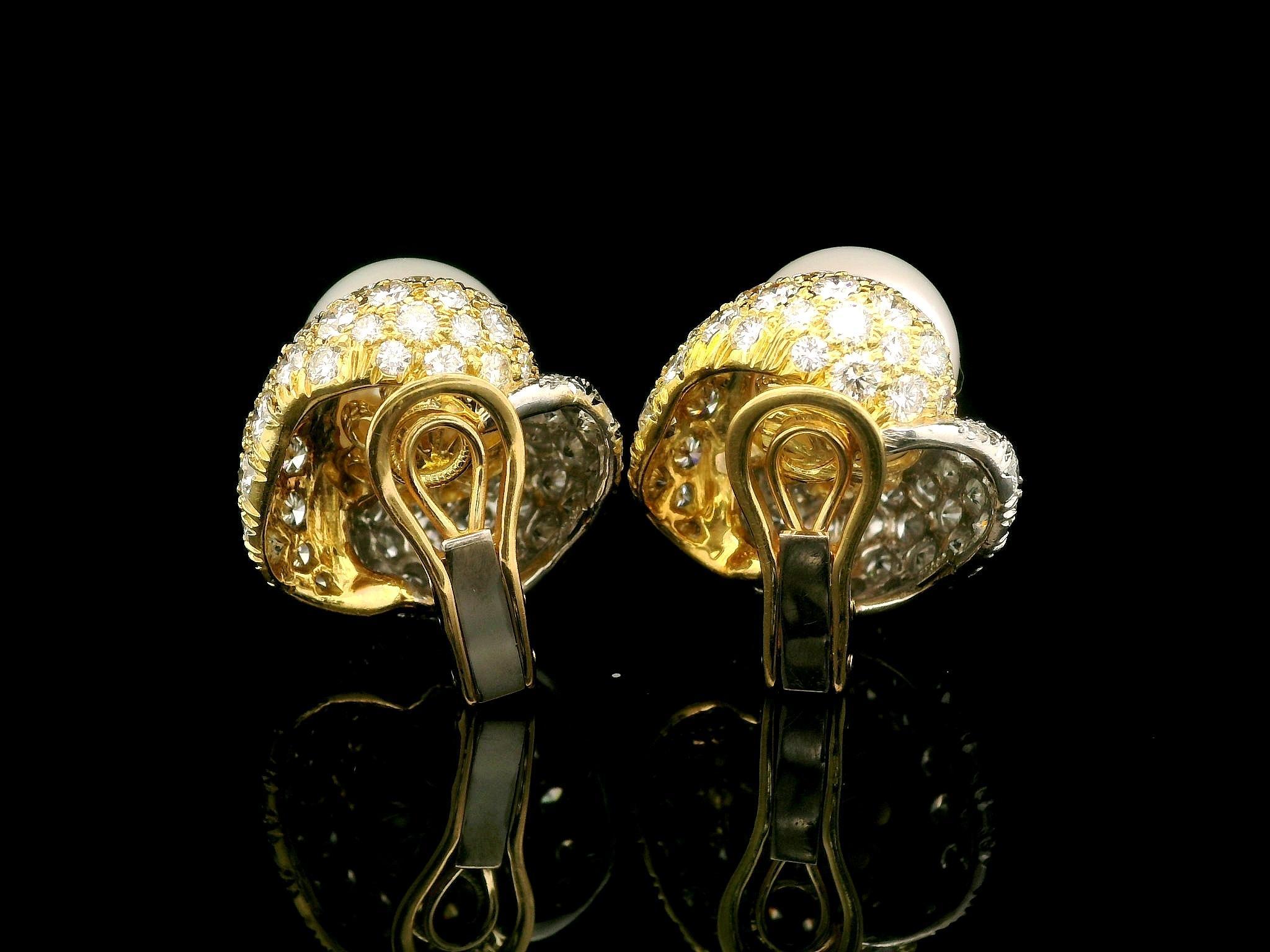 18k Massivgold Hochwertige 12,8 mm Südseeperle 8ctw Diamant-Ohrringe mit Deckel im Angebot 2