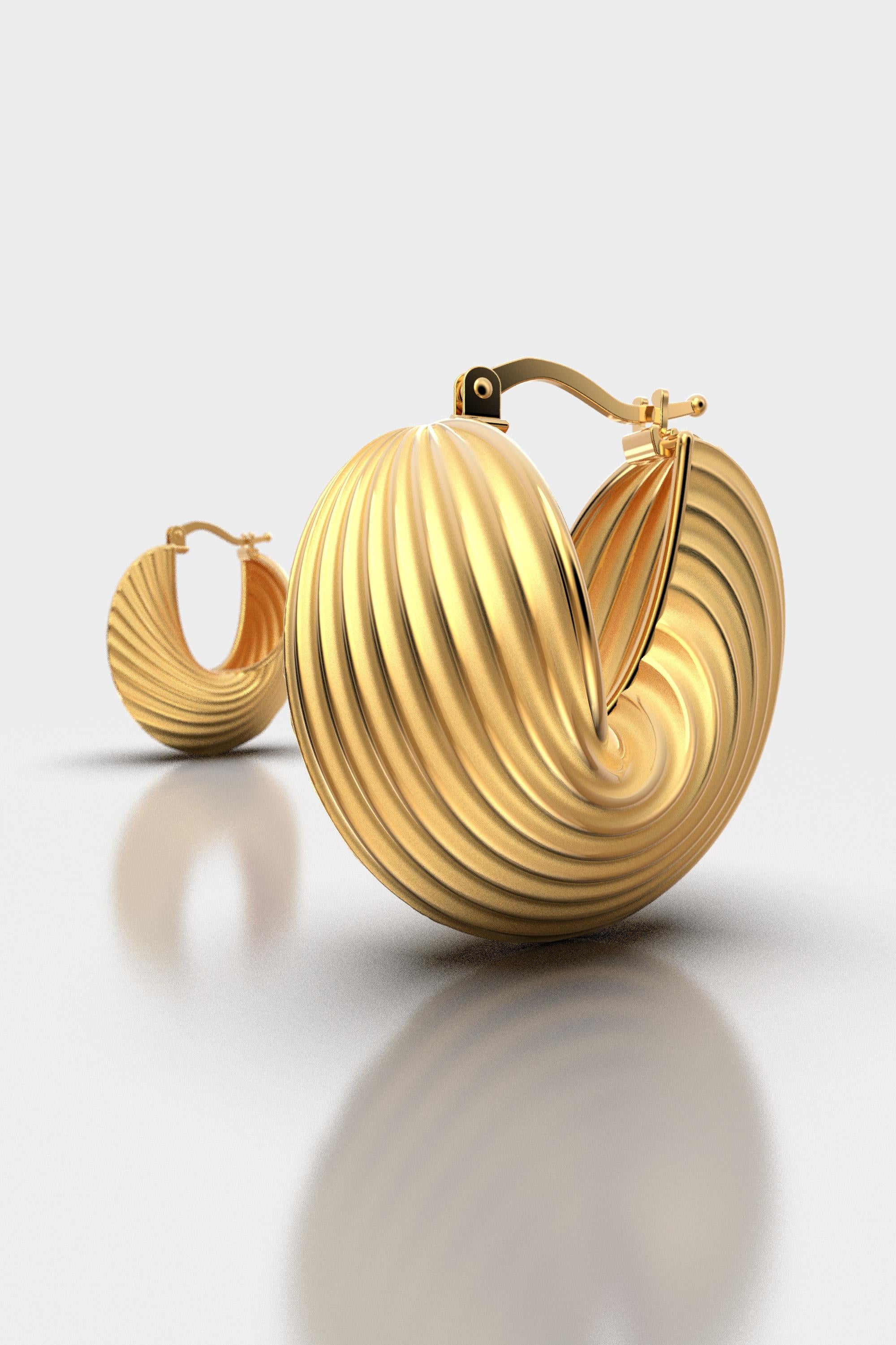 18K Solid Gold Hoop Earrings Designed and Crafted in Italy by Oltremare Gioielli For Sale 1