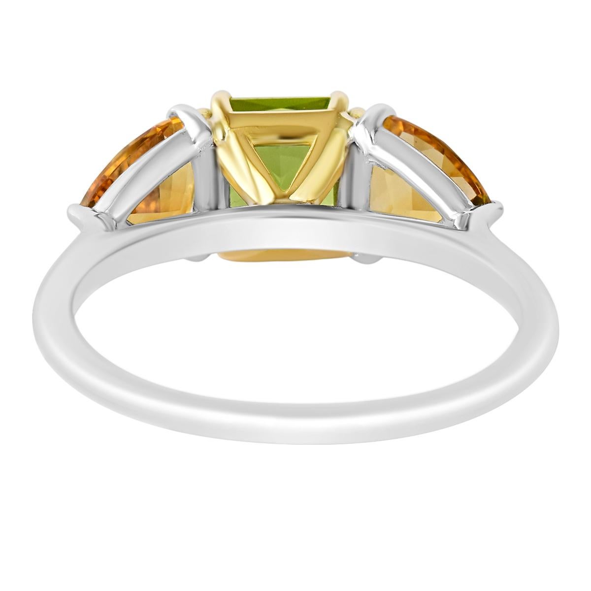 18K Solid Gold Natural Asscher Cut Peridot and Trilliant Citrine Solid Gold Ring For Sale 6