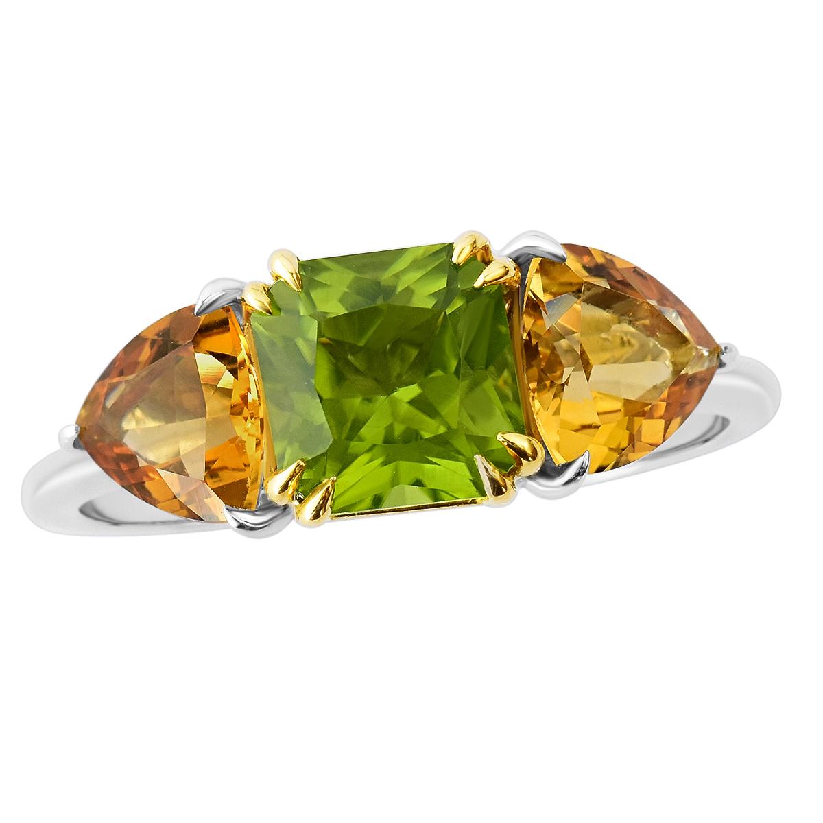 Women's 18K Solid Gold Natural Asscher Cut Peridot and Trilliant Citrine Solid Gold Ring For Sale