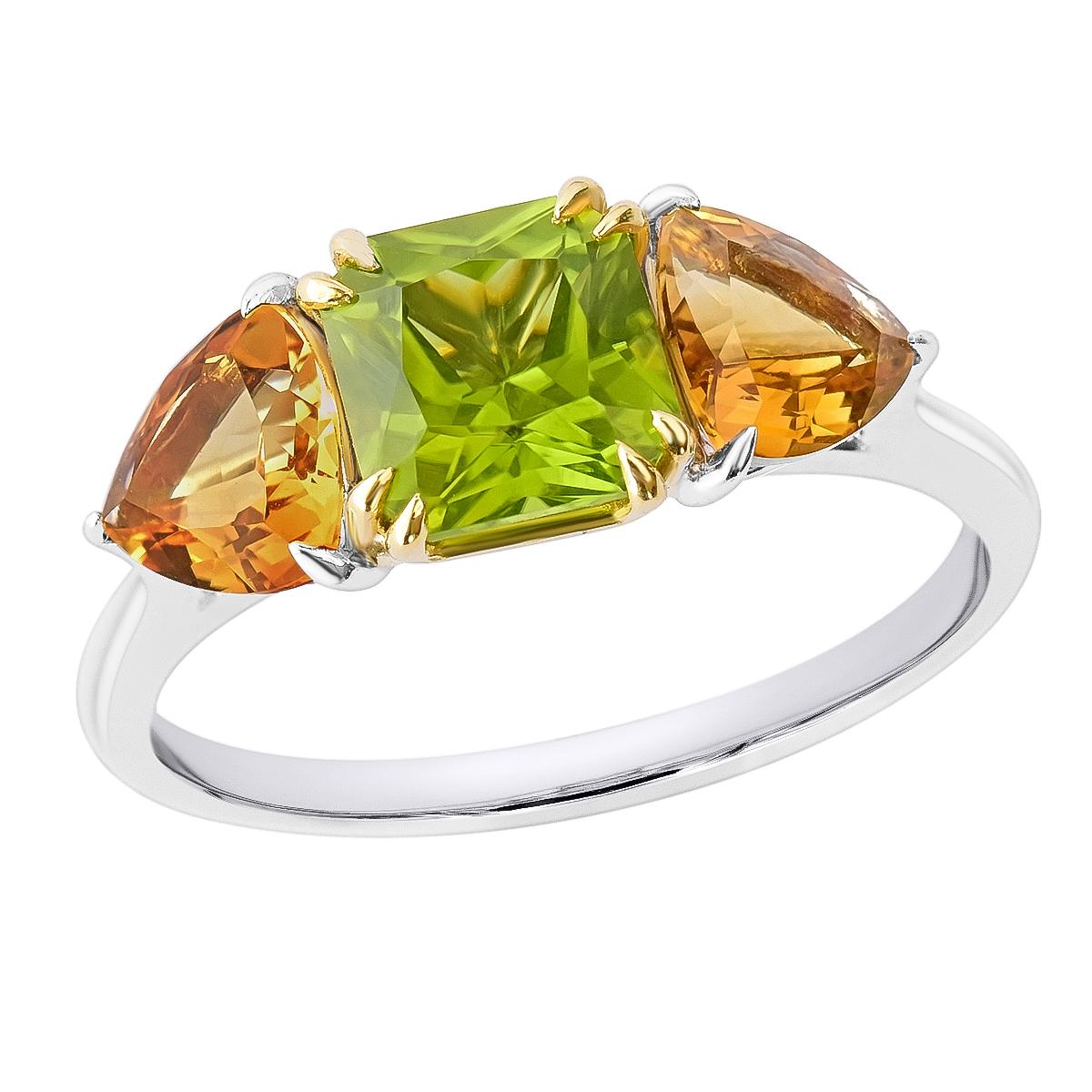 18K Solid Gold Natural Asscher Cut Peridot and Trilliant Citrine Solid Gold Ring For Sale