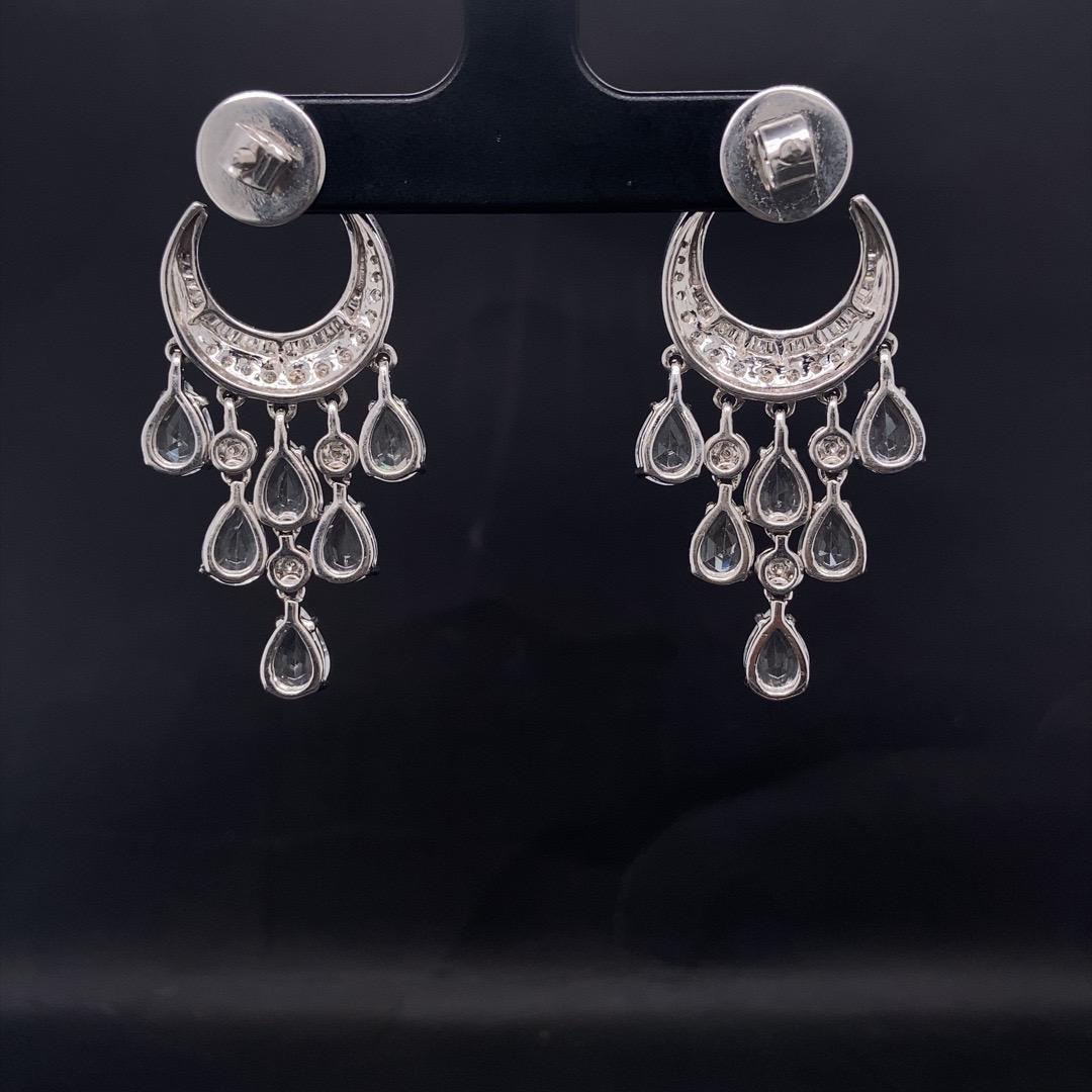 18K Solid Gold Natural Diamond Earrings With Rosecut Pear Shape White Sapphire In New Condition For Sale In New Delhi, DL