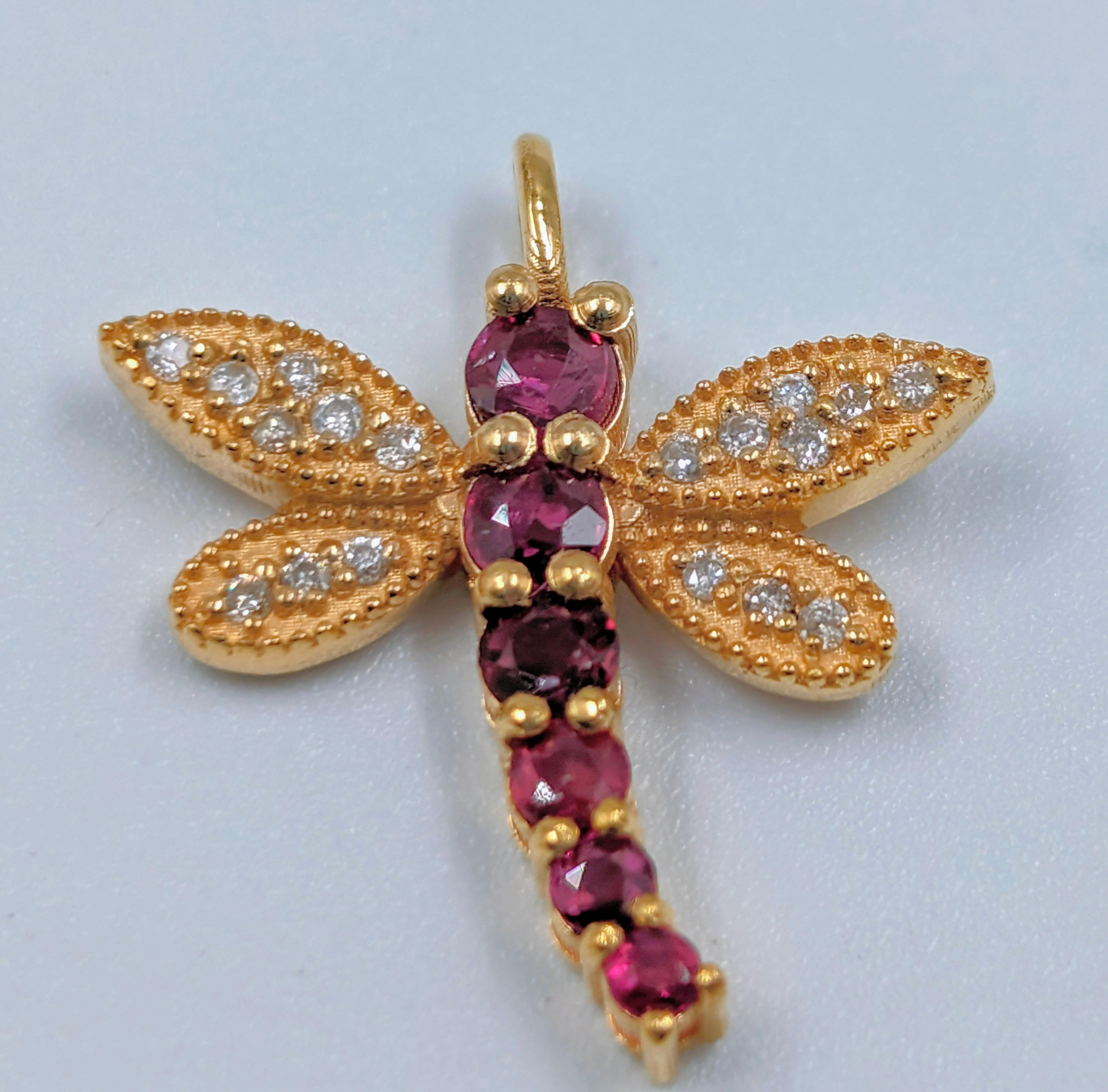 18k Solid Gold Natural Ruby Diamond Dragonfly Pendant For Sale 2