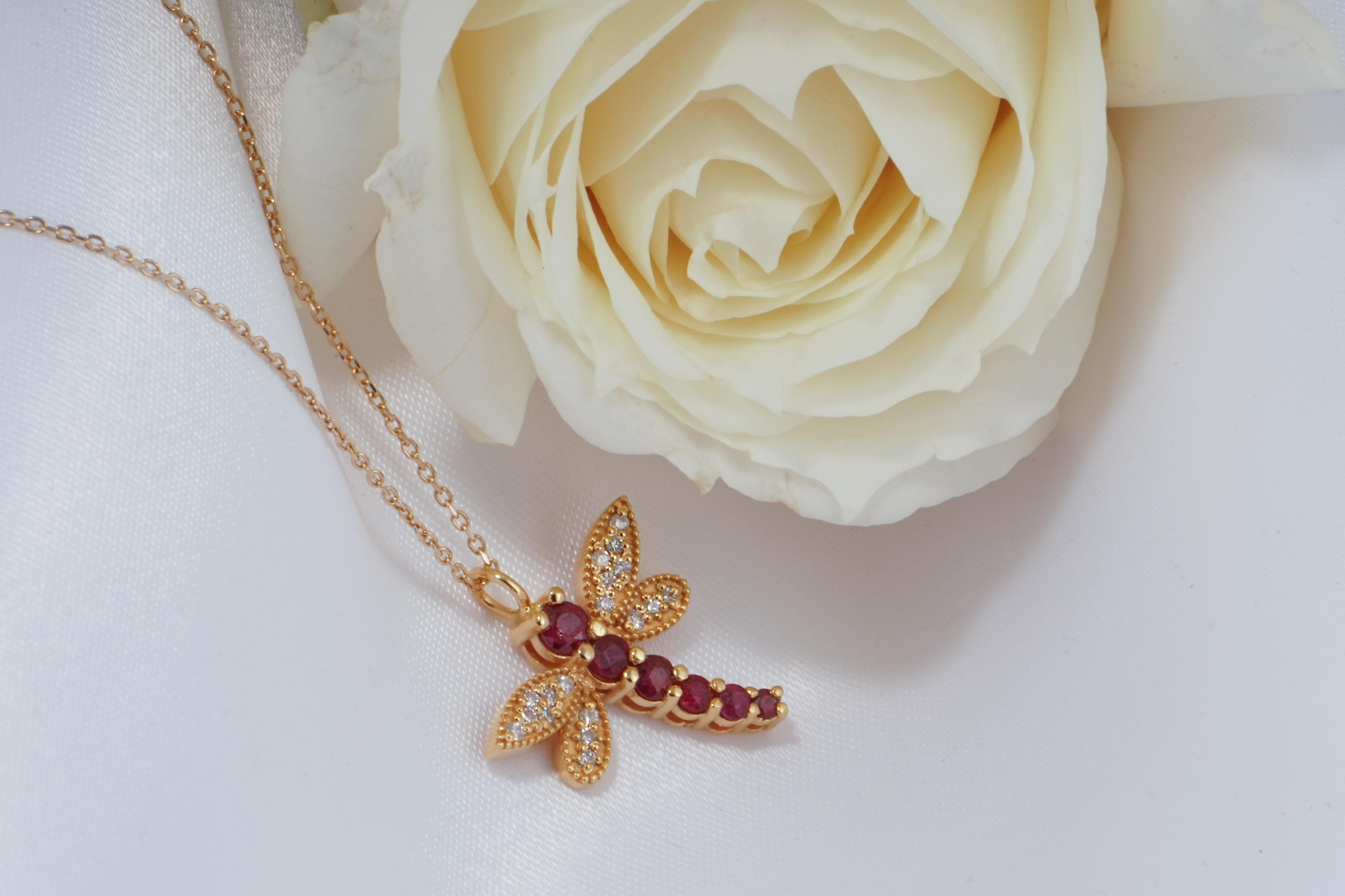 18k Solid Gold Natural Ruby Diamond Dragonfly Pendant For Sale 3