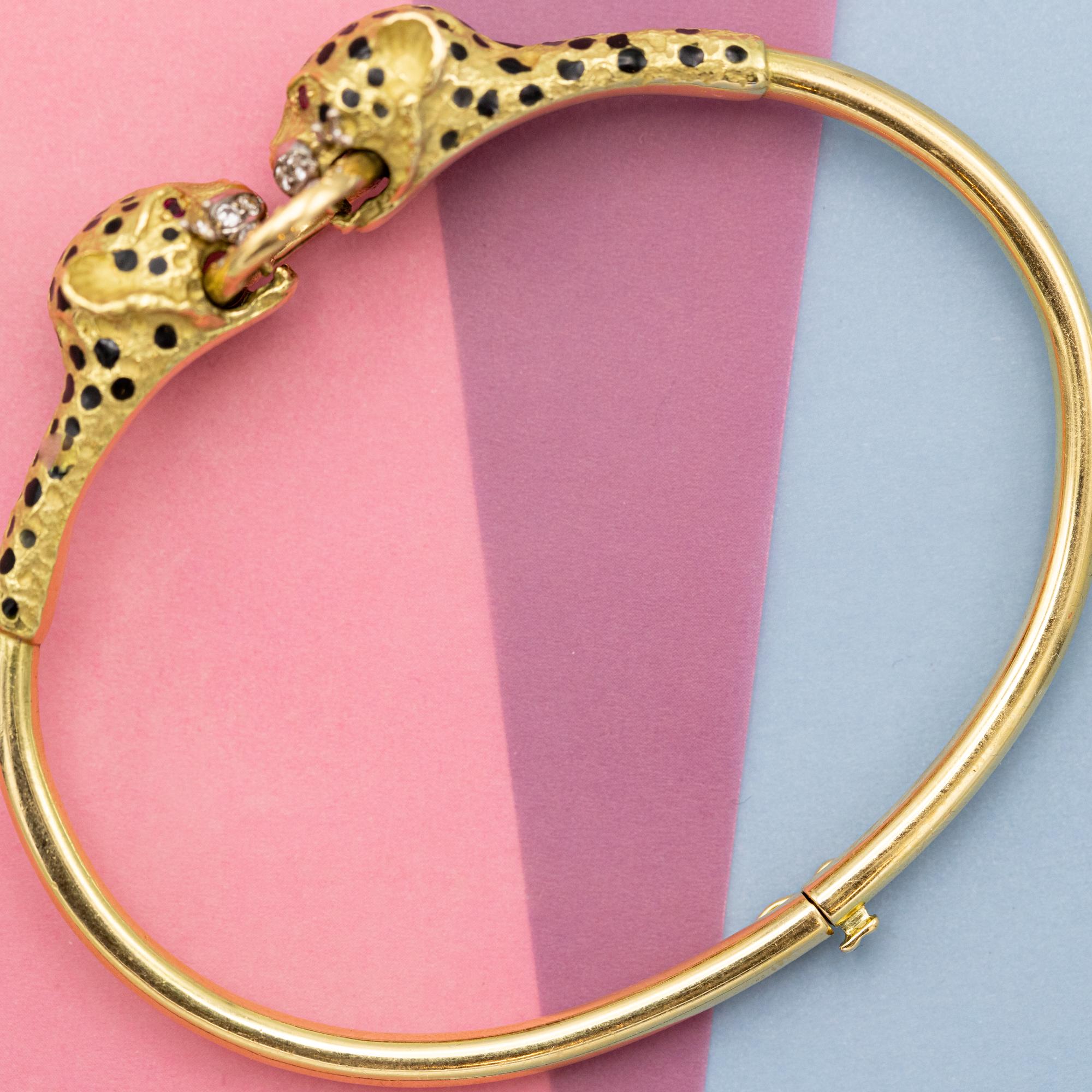 Brilliant Cut 18k solid gold panther bracelet - Vintage tiger bangle - 1980's statement jewel