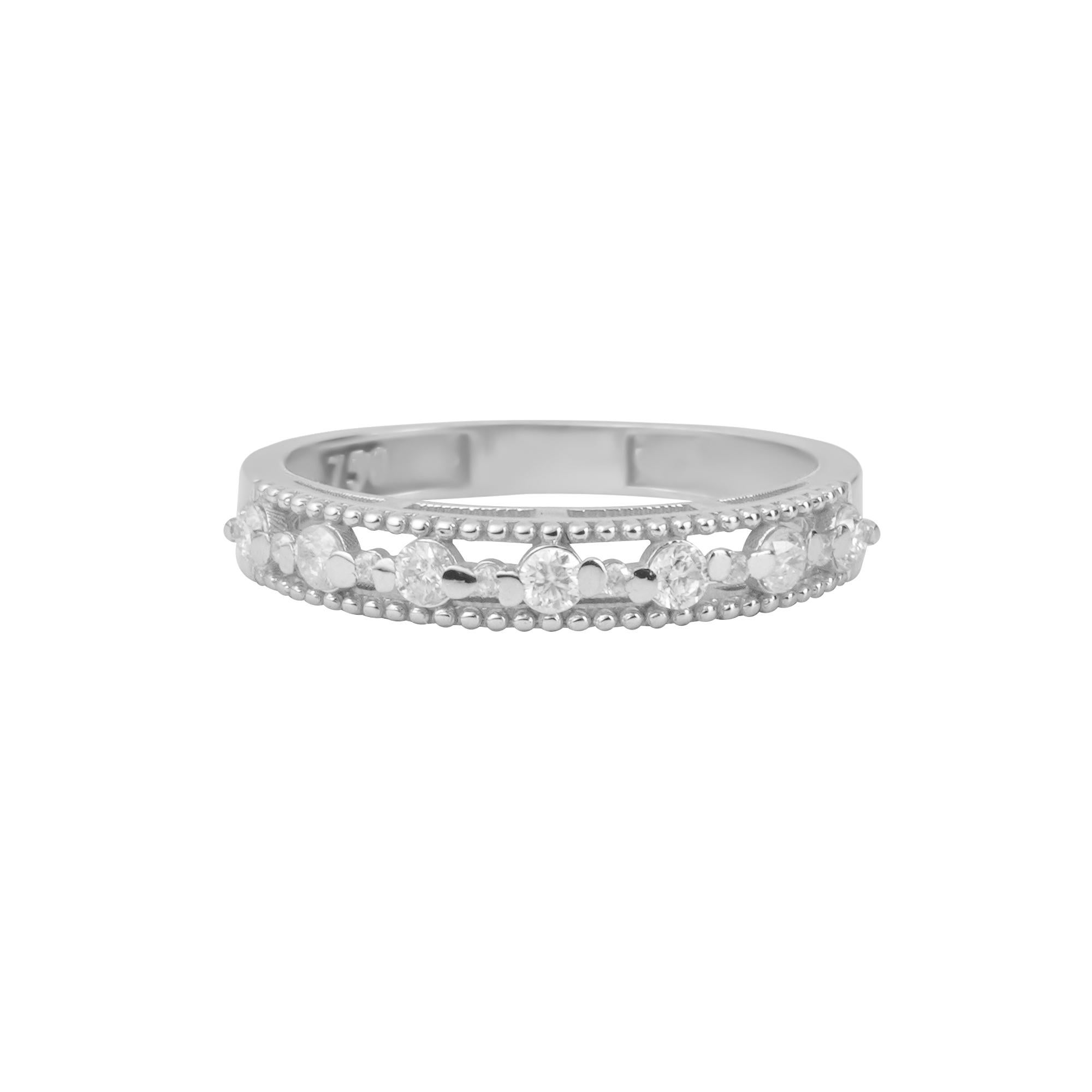 PRODUCT DETAILS:
18k Solid Gold
Stones:
Brilliant cut Moissanite 0.28 c.t (approx)
If you're looking for a ring that sparkles like the night sky, you'll love the Star Night Moissanite Band from Aye Jewelry. This beautiful band features a brilliant