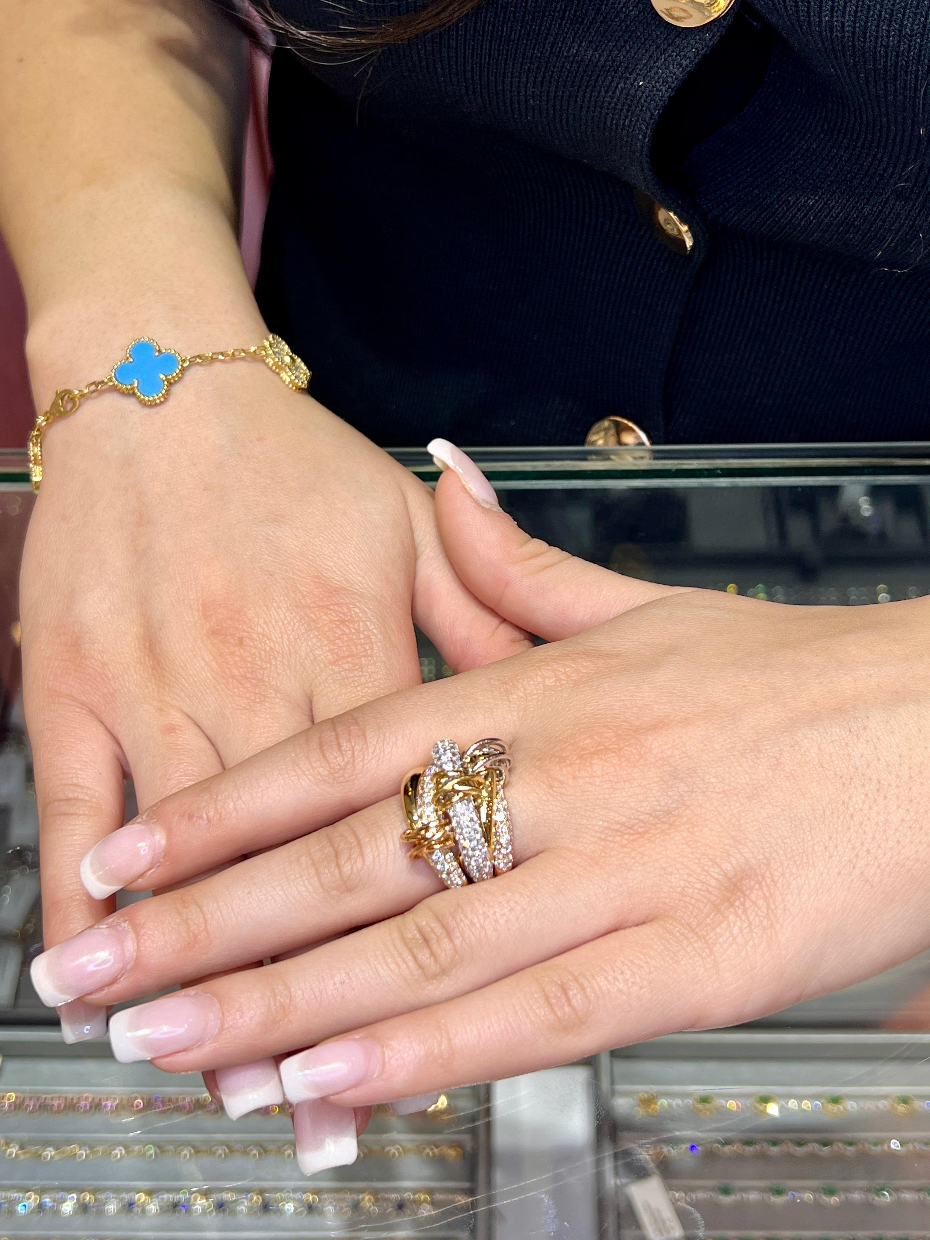 18k Solid Gold Statement Modern Trinity Tri-Color Diamond Dome Ring en venta 1