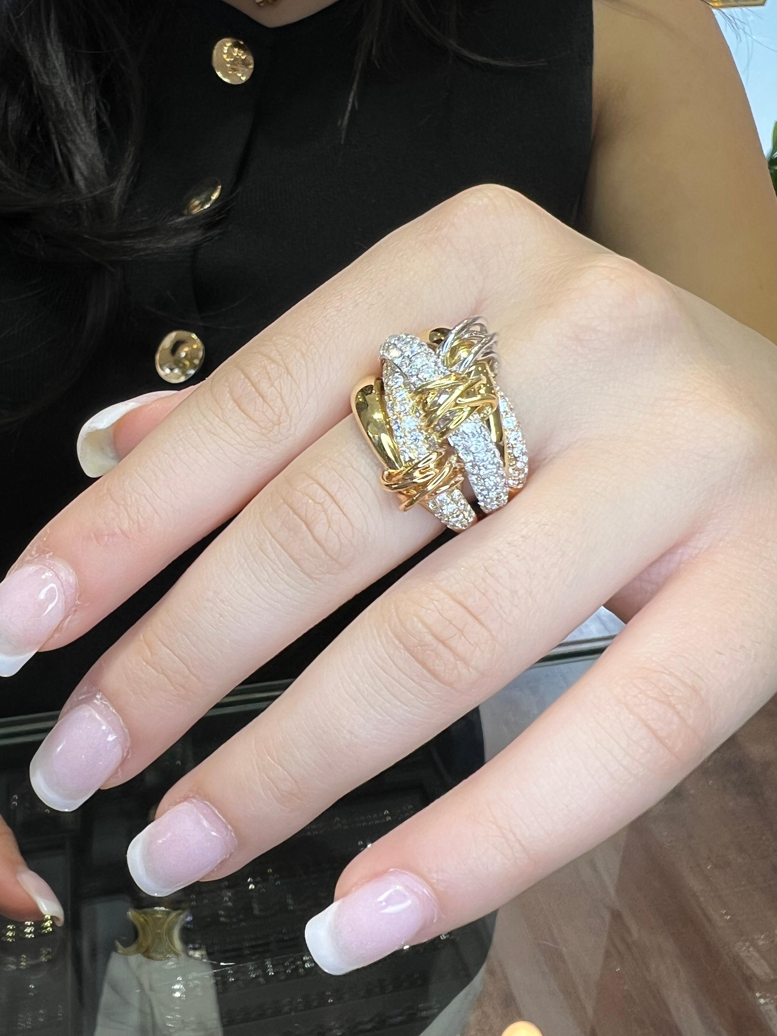 18k Solid Gold Statement Modern Trinity Tri-Color Diamond Dome Ring en venta 3