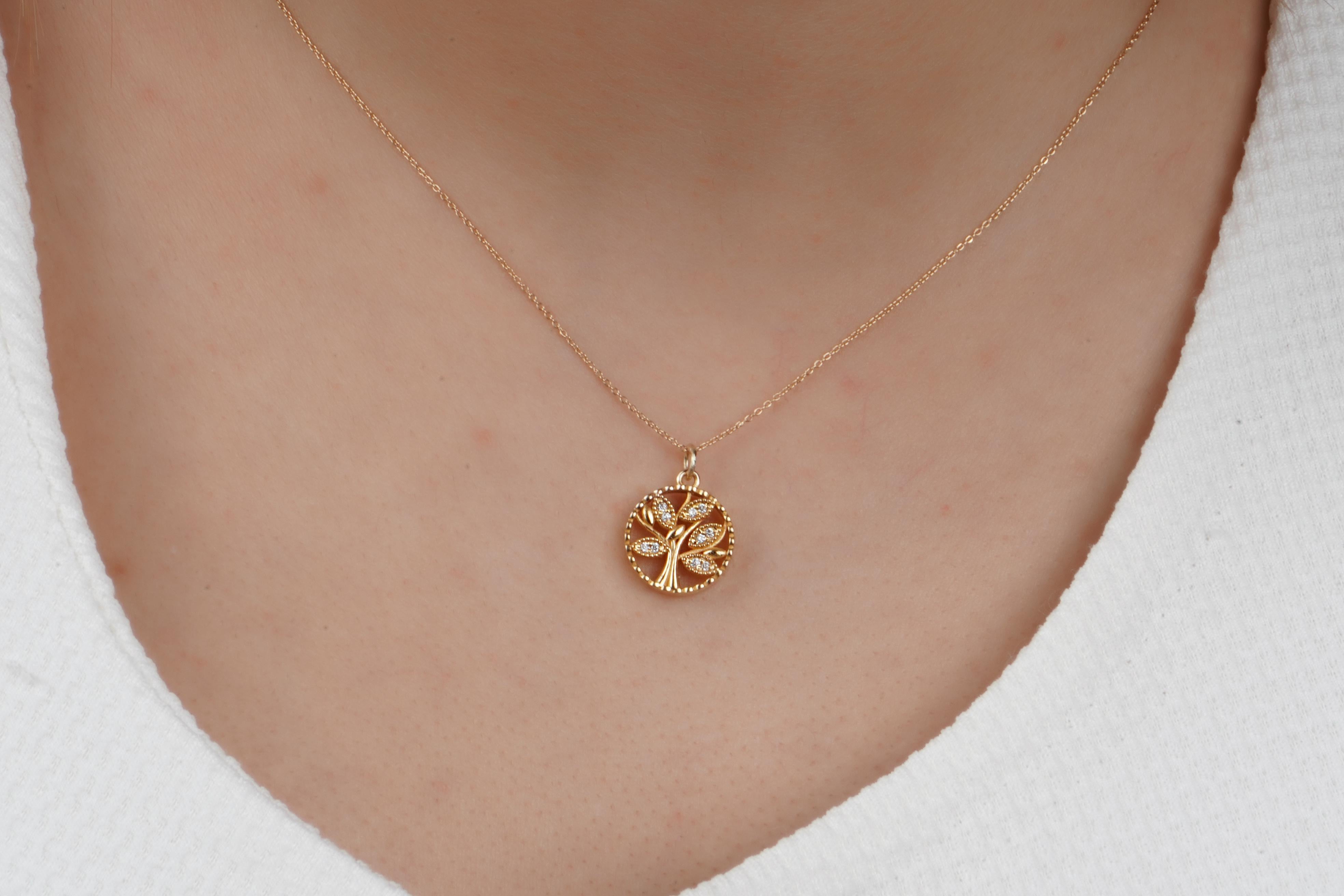 Modern 18k Solid Gold Tree of Life pendant (With Chain) For Sale