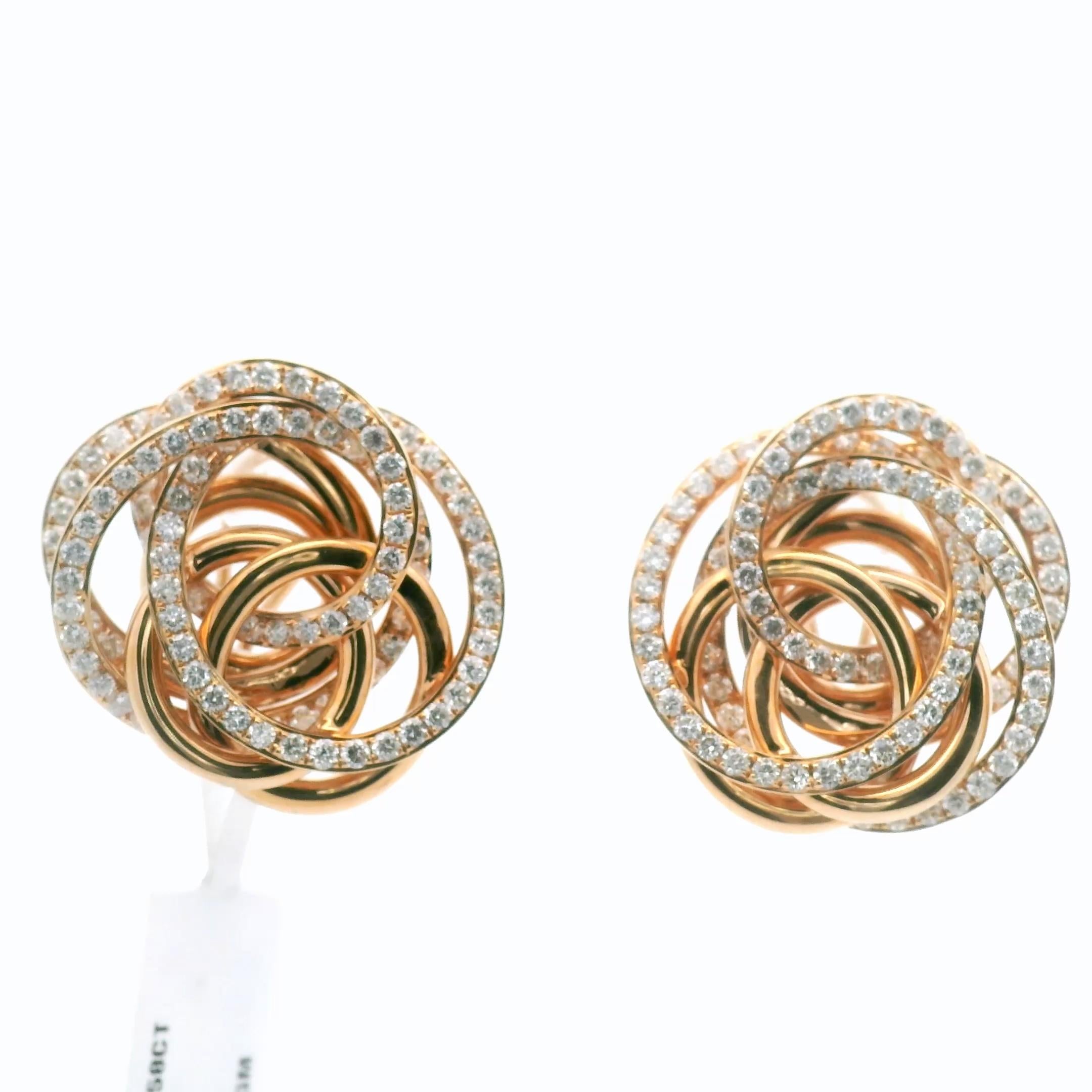 Artiste Boucles d'oreilles cocktail en or rose massif 18 carats et diamants de 5,00 carats en vente