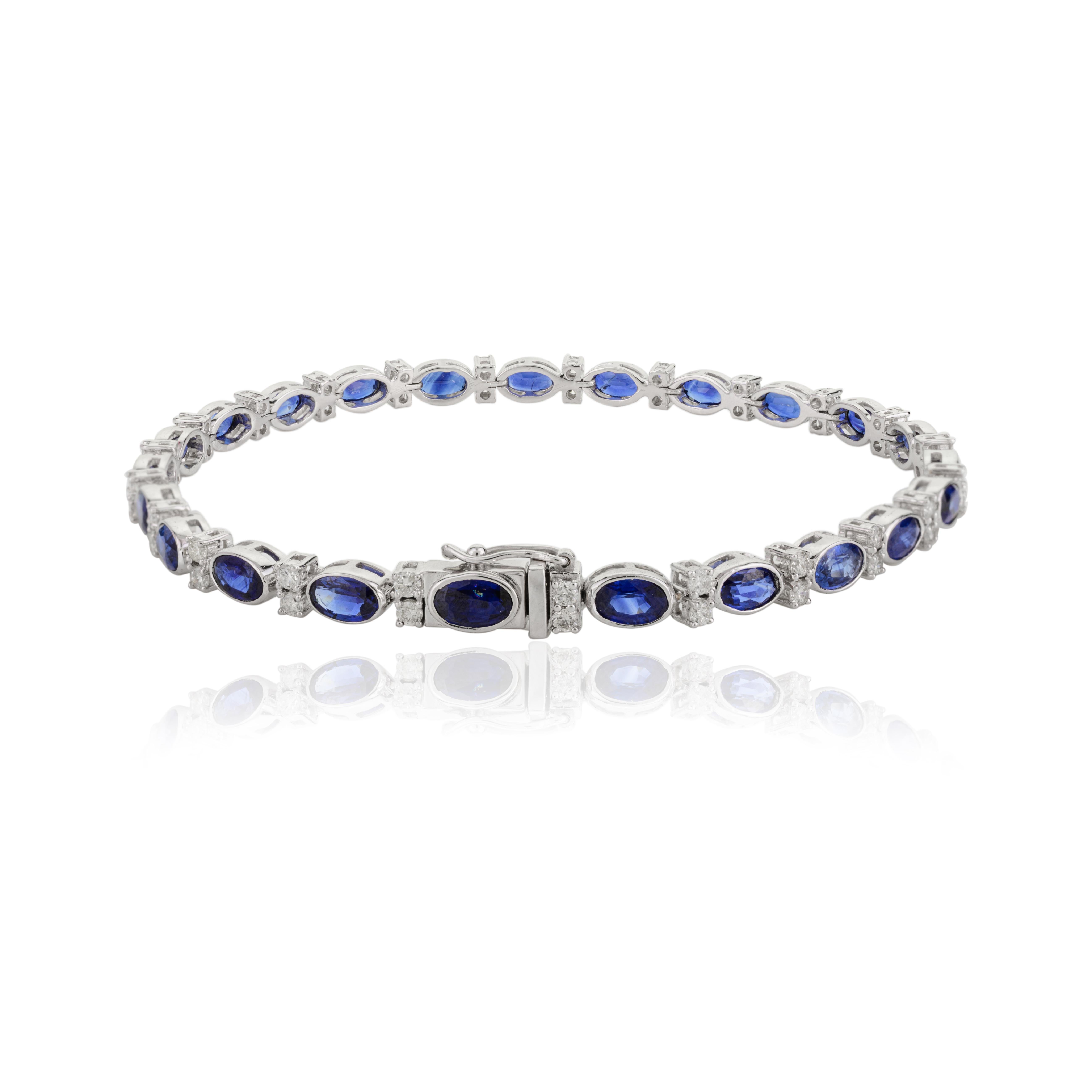 18k Solid White Gold 6.82 Carat Natural Blue Sapphire and Diamond Bracelet  In New Condition For Sale In Houston, TX