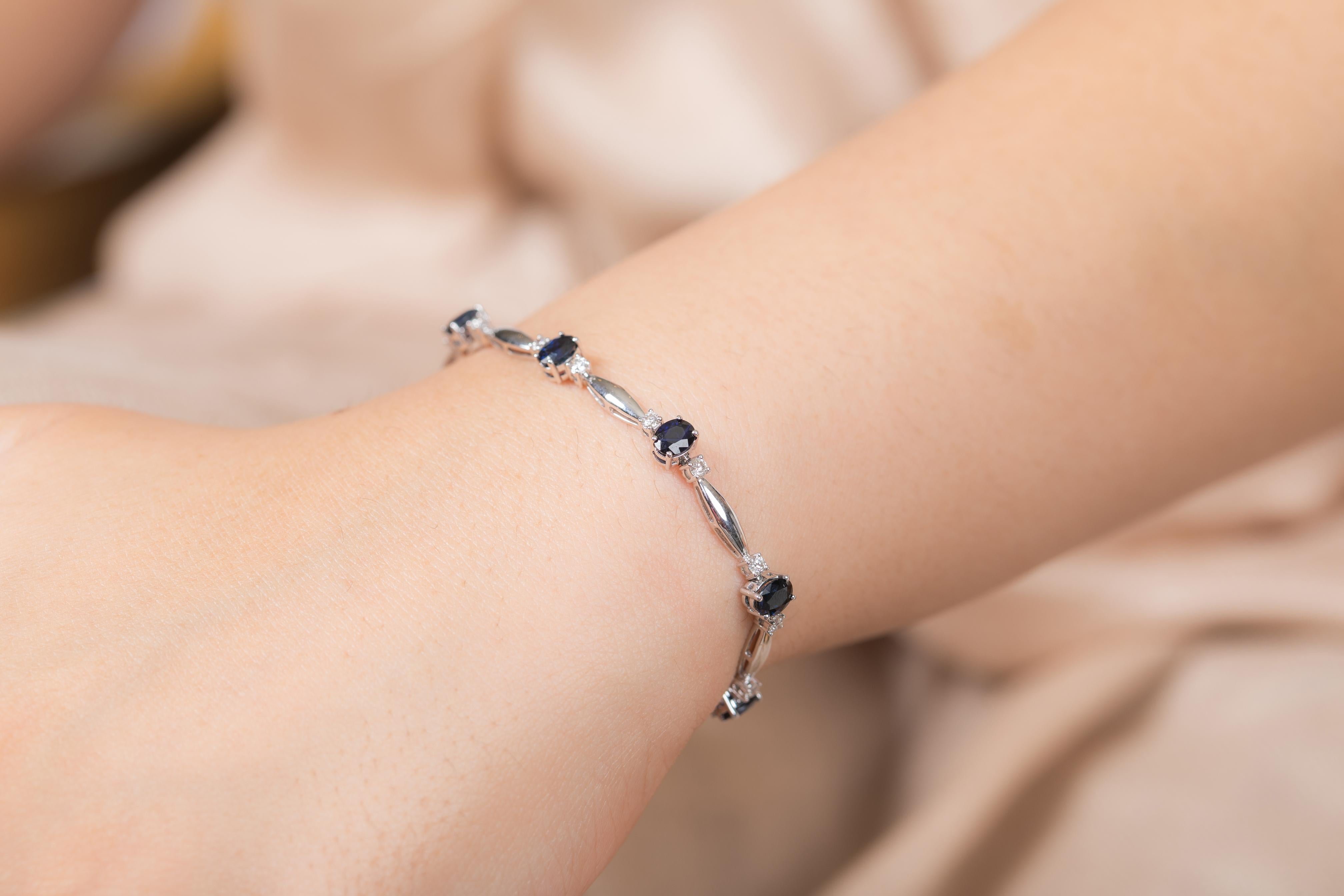 De las mujeres Pulsera de diamantes y zafiros azules de oro blanco macizo de 18 quilates en venta