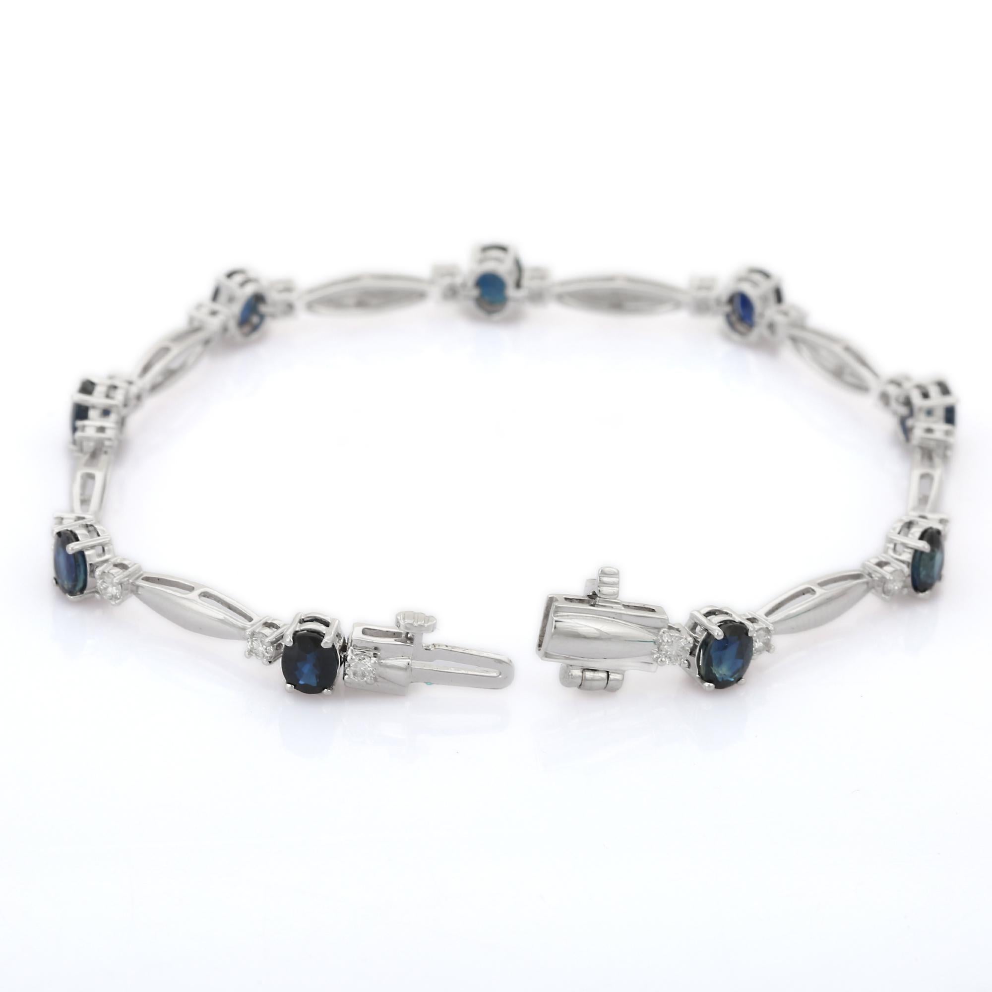 Pulsera de diamantes y zafiros azules de oro blanco macizo de 18 quilates en venta 1