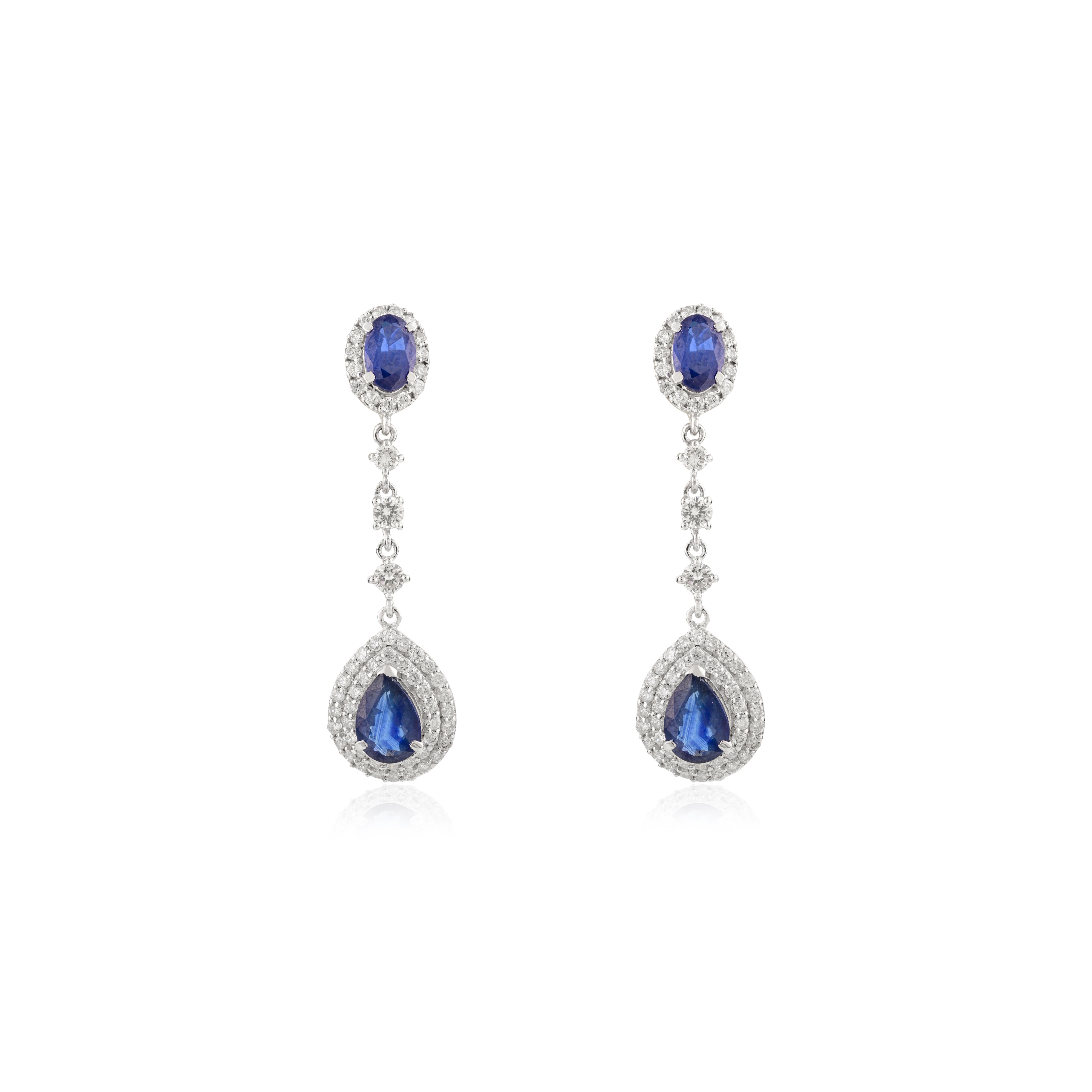 Art Déco Orecchini a goccia in oro bianco massiccio 18k con zaffiro blu e diamante Regalo di lusso perfetto in vendita