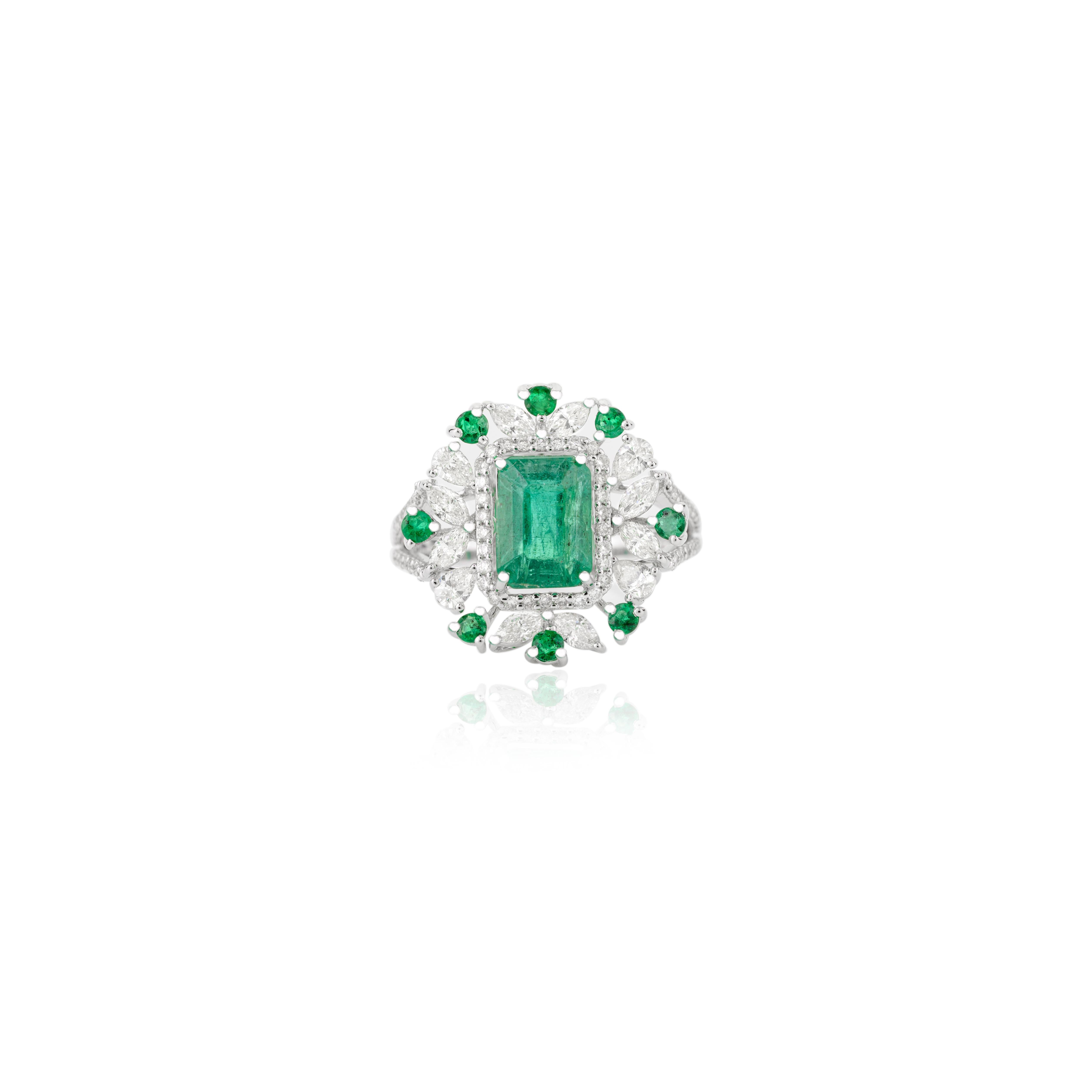 En vente :  Bague de mariage en or blanc massif 18 carats pour femmes avec émeraude et diamant 3