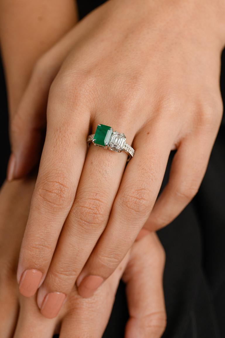 For Sale:  18k Solid White Gold Octagon Vivid Green Emerald and  Diamond Toi Et Moi Ring 4