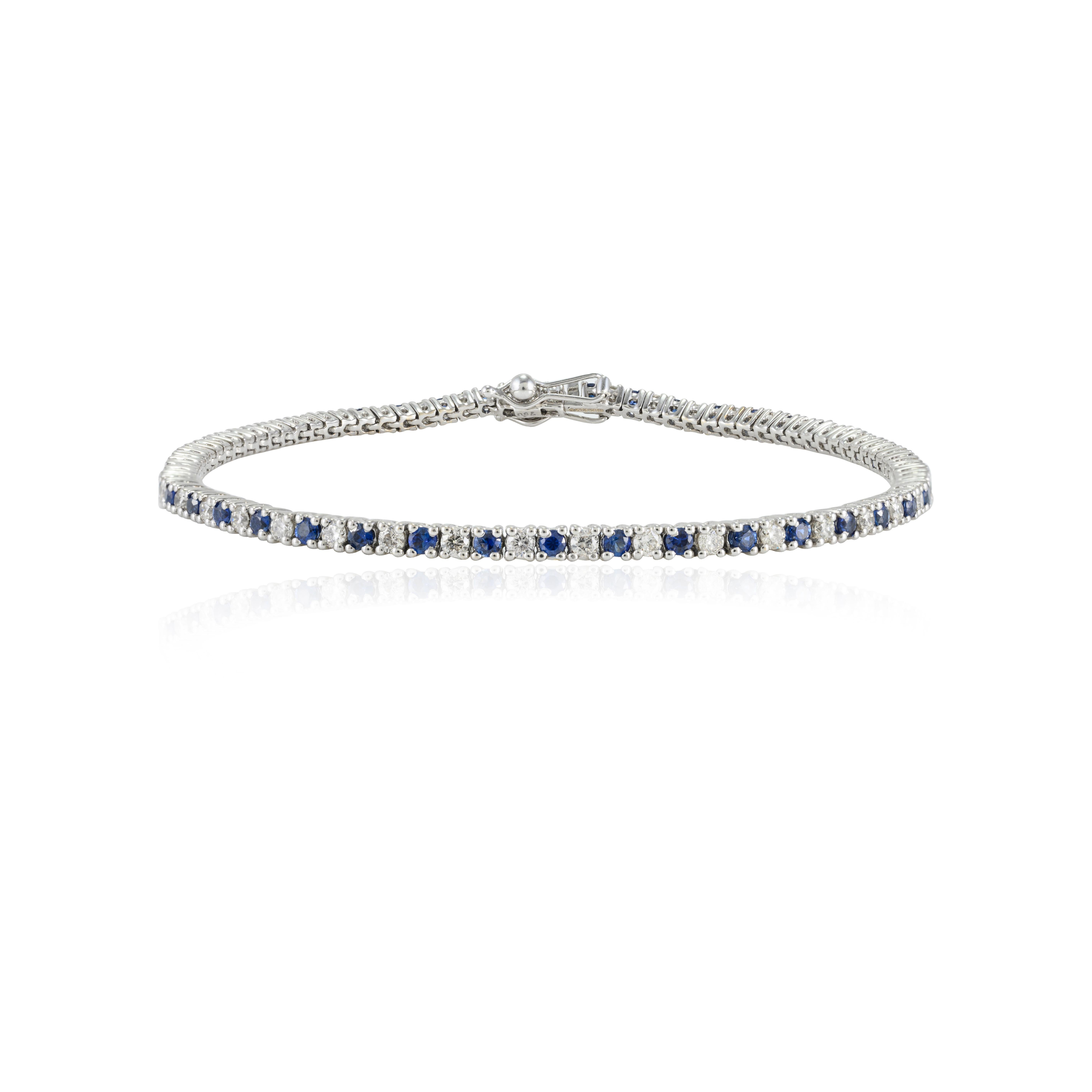 Women's 18k Solid White Gold Natural Sleek Blue Sapphire and Diamond Tennis Bracelet  For Sale