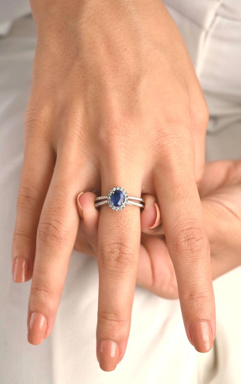 For Sale:  18k Solid White Gold Certified Blue Sapphire and Diamond Engagement Ring 8