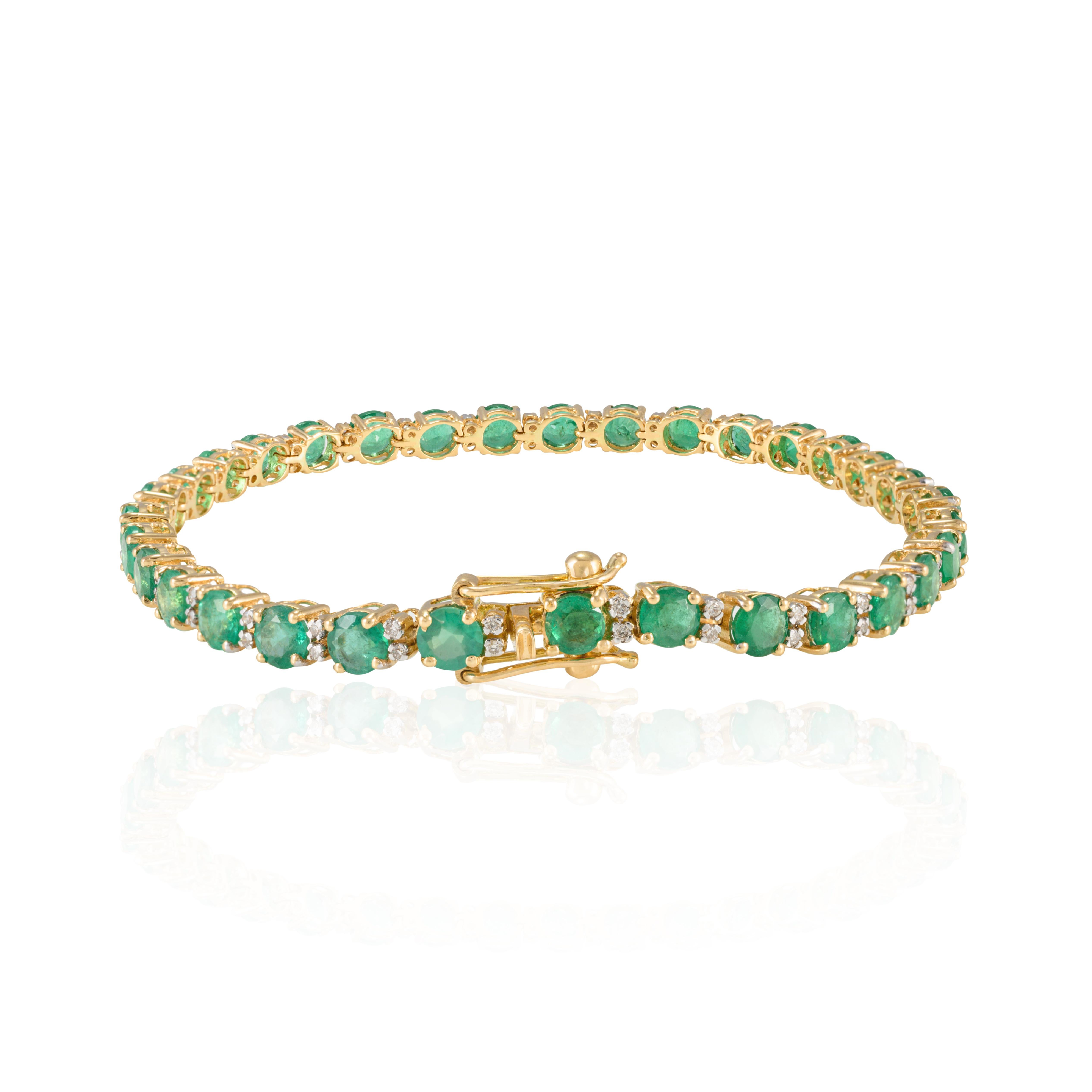 This 7.9 CTW Round Emerald Diamond Tennis Bracelet in 18K gold showcases endlessly sparkling natural emerald, weighing 7.9 carat and diamonds weighing 0.33 carat. It measures 7 inches long in length. 
Emerald enhances intellectual capacity of the
