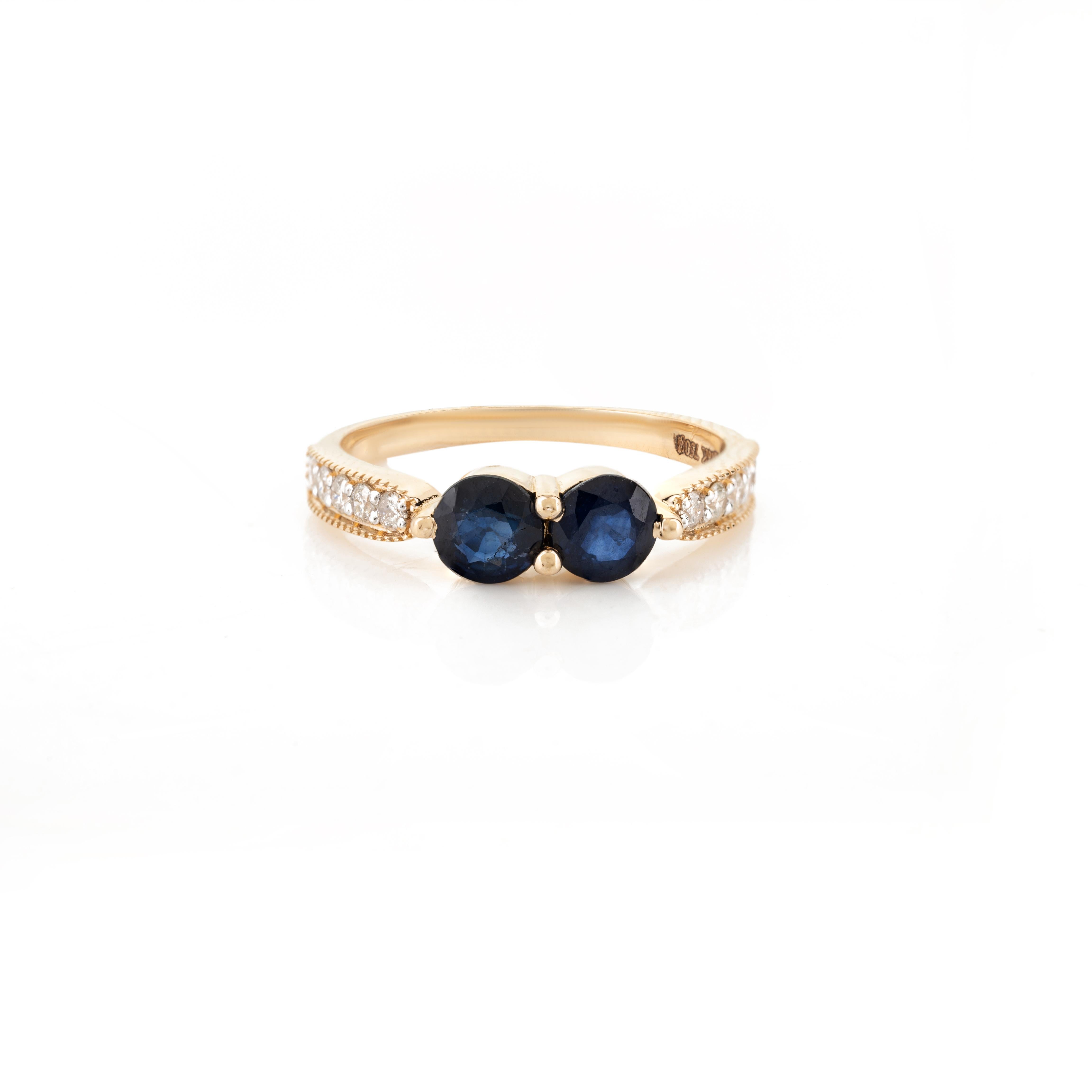 Im Angebot: 18 Karat massives Gelbgold Ring mit zwei Steinen, blauem Saphir und Diamant, Hochzeitsgeschenk für sie () 3