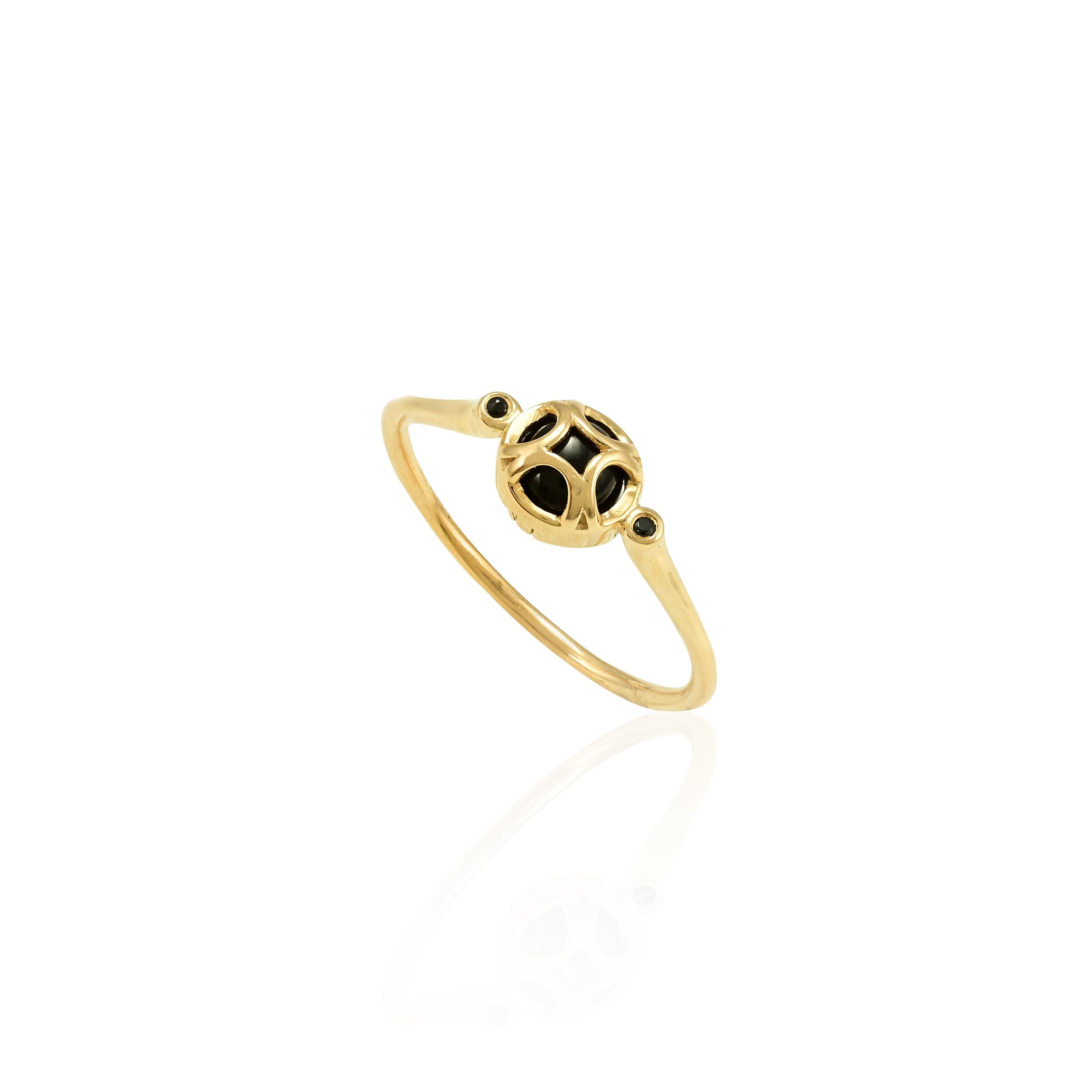 For Sale:  Unique 18k Solid Yellow Gold Dainty Black Onyx Gemstone Everyday Ring For Her 6