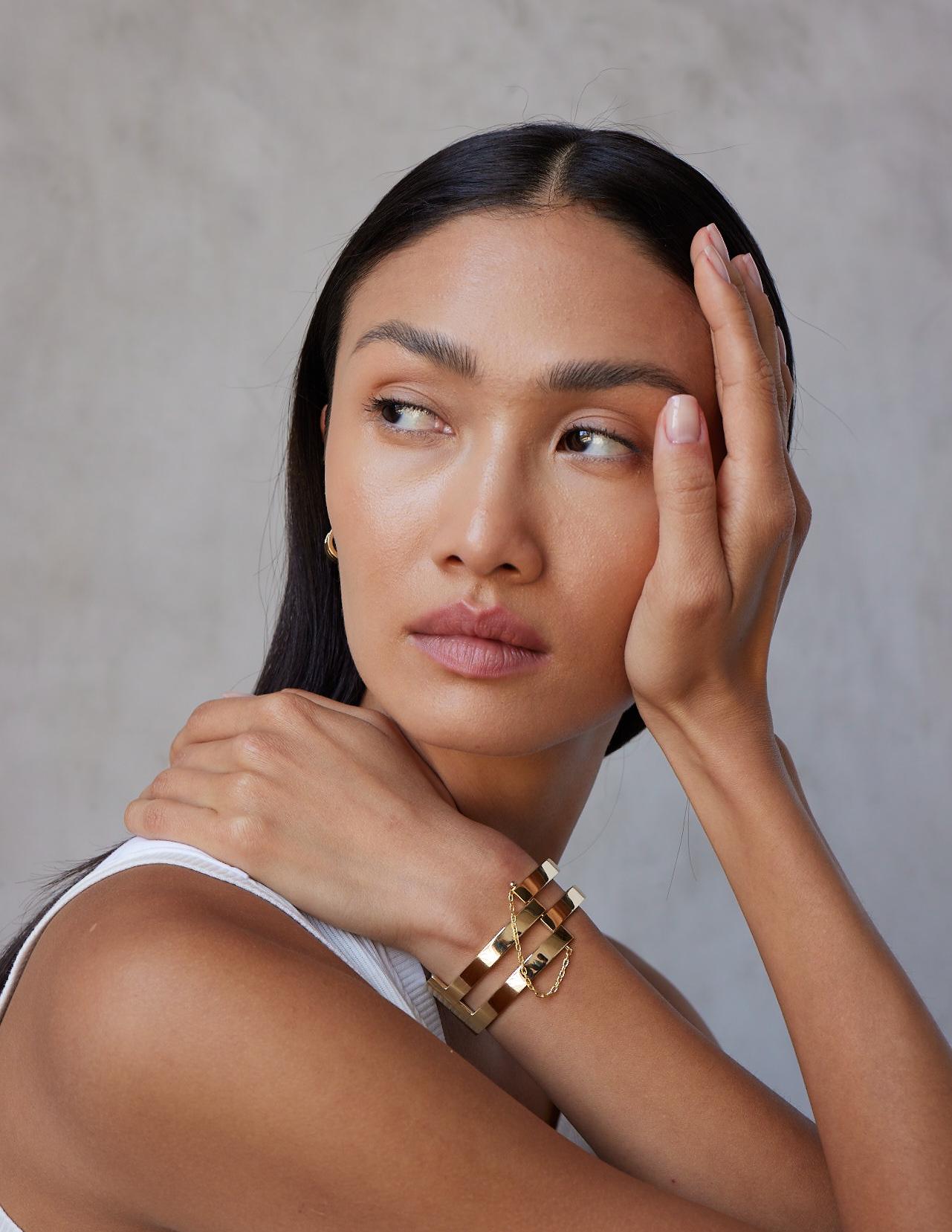 Manschettenarmband aus massivem 18-karätigem Gelbgold mit Pin-Verschluss im Vintage-Stil 120 g TW. im Angebot 3