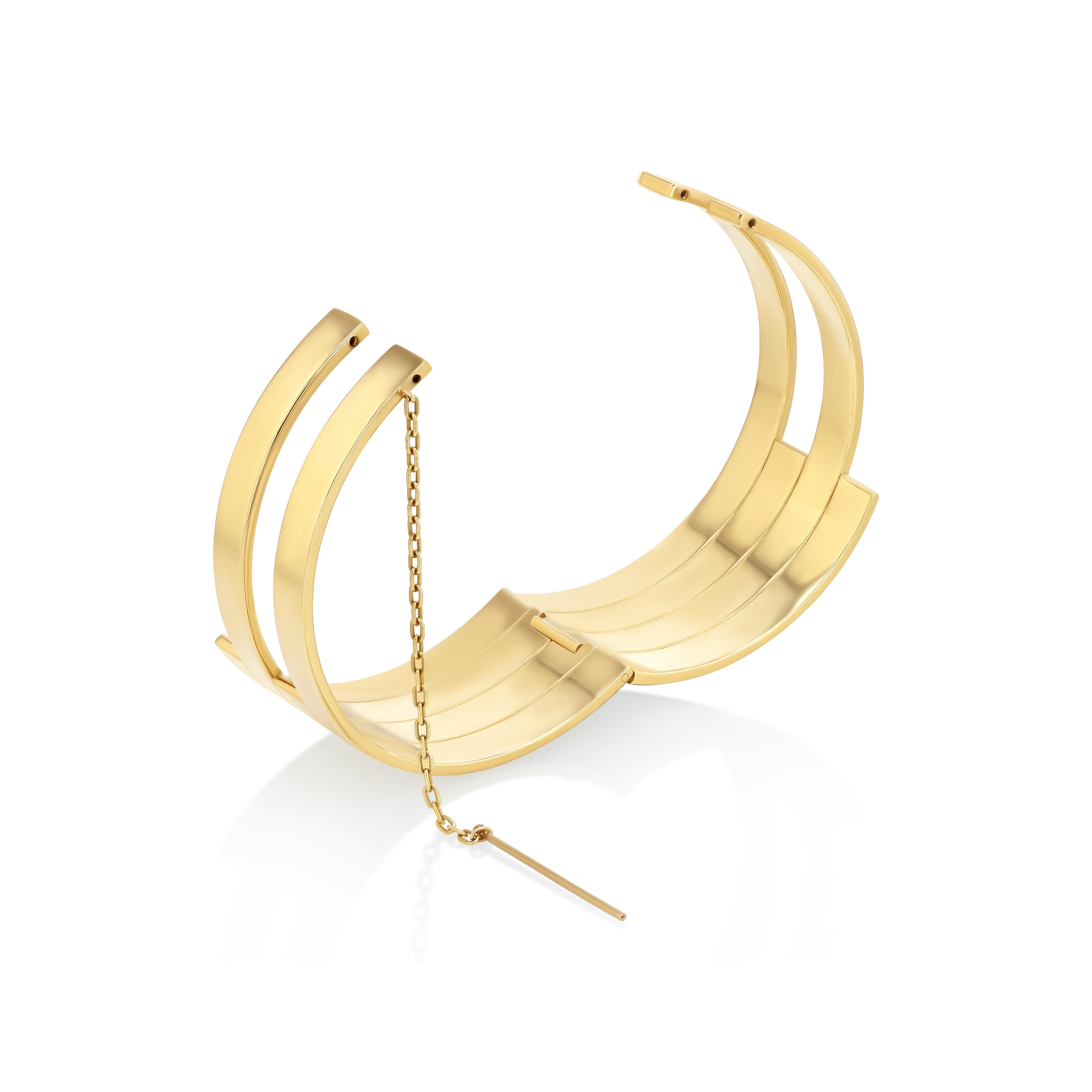 Art Deco 18k Solid Yellow Gold Cuff Bracelet with Vintage Pin Clasp 115g TW. For Sale