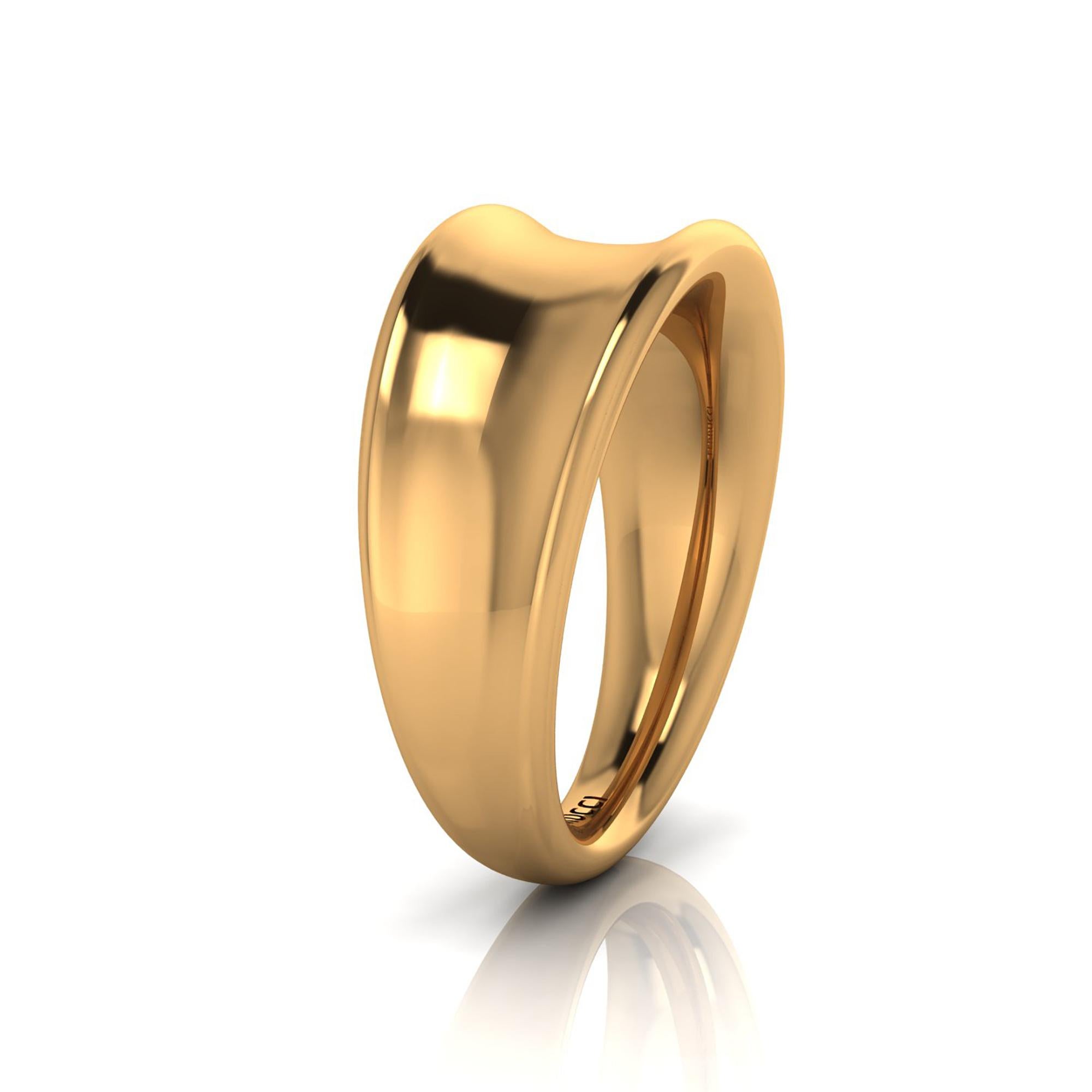 Solid 18k gold curved, organic  band, tapered at the bottom, round profile for maximum comfort fit, bold and model design, being solid gold it gives you the rich weight of a solid piece of jewelry. Modern and clean design.
Size 6, complimentary