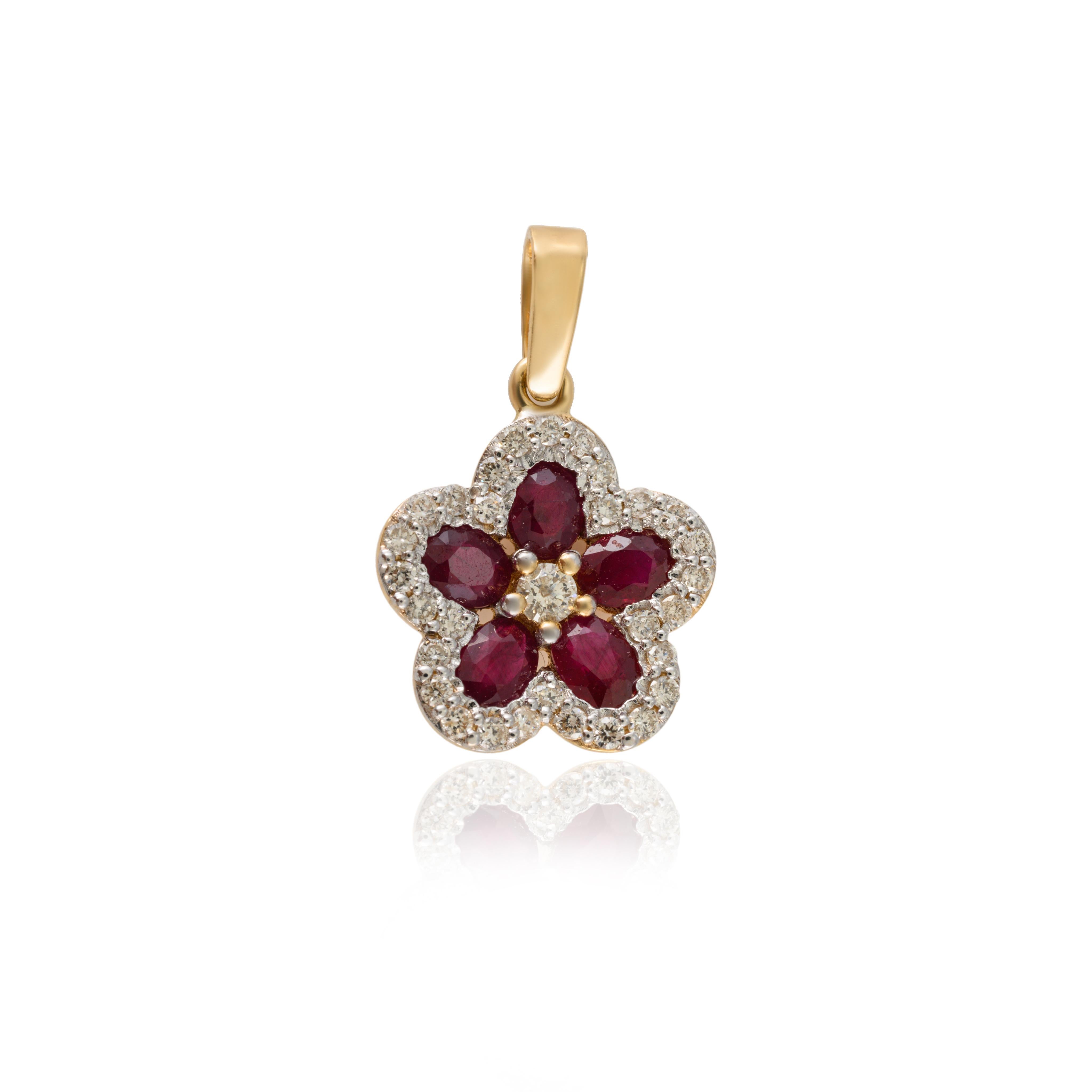 Moderne Pendentif fleur en or jaune 18k rubis et diamant Cadeaux pour elle à la Saint-Valentin en vente