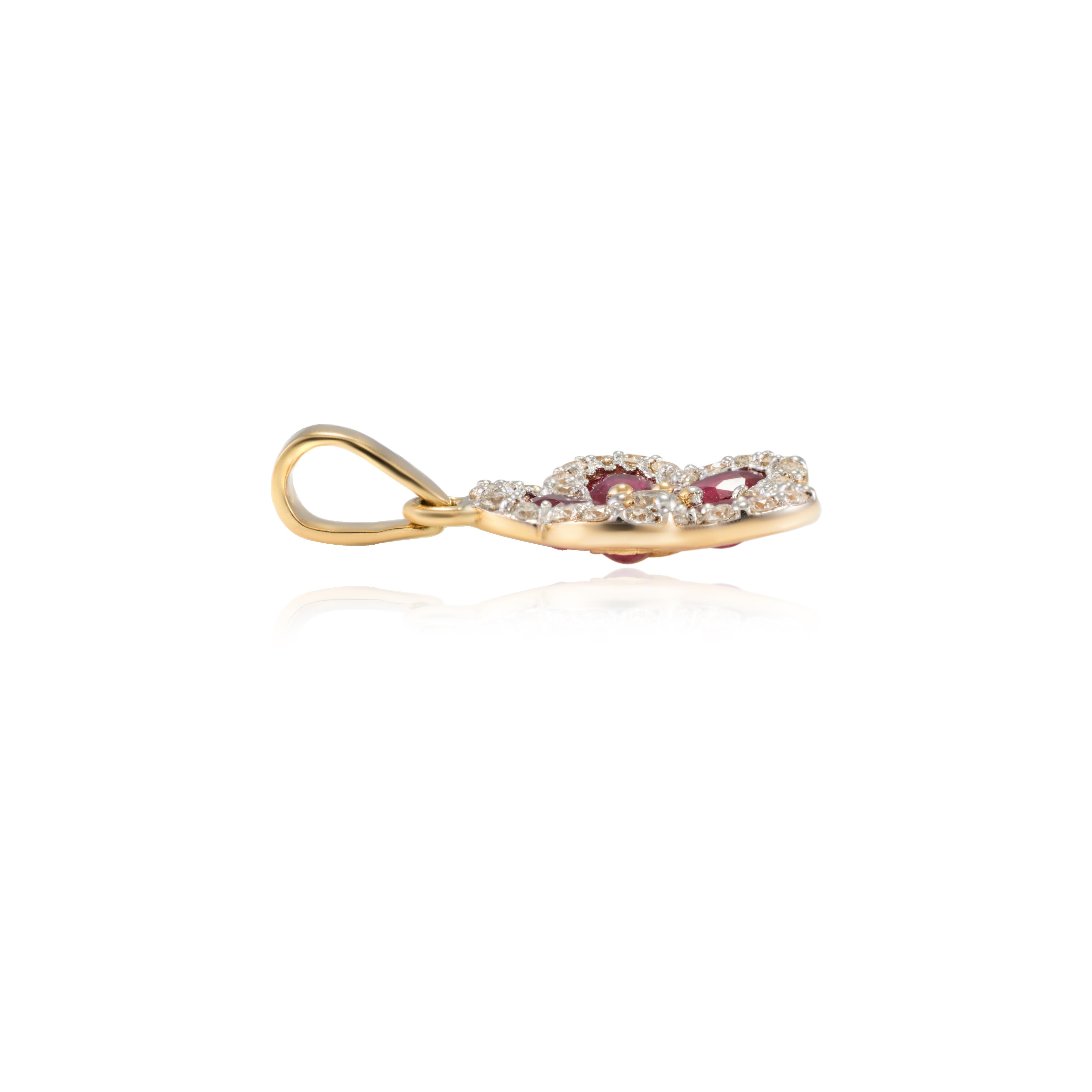 Taille ovale Pendentif fleur en or jaune 18k rubis et diamant Cadeaux pour elle à la Saint-Valentin en vente