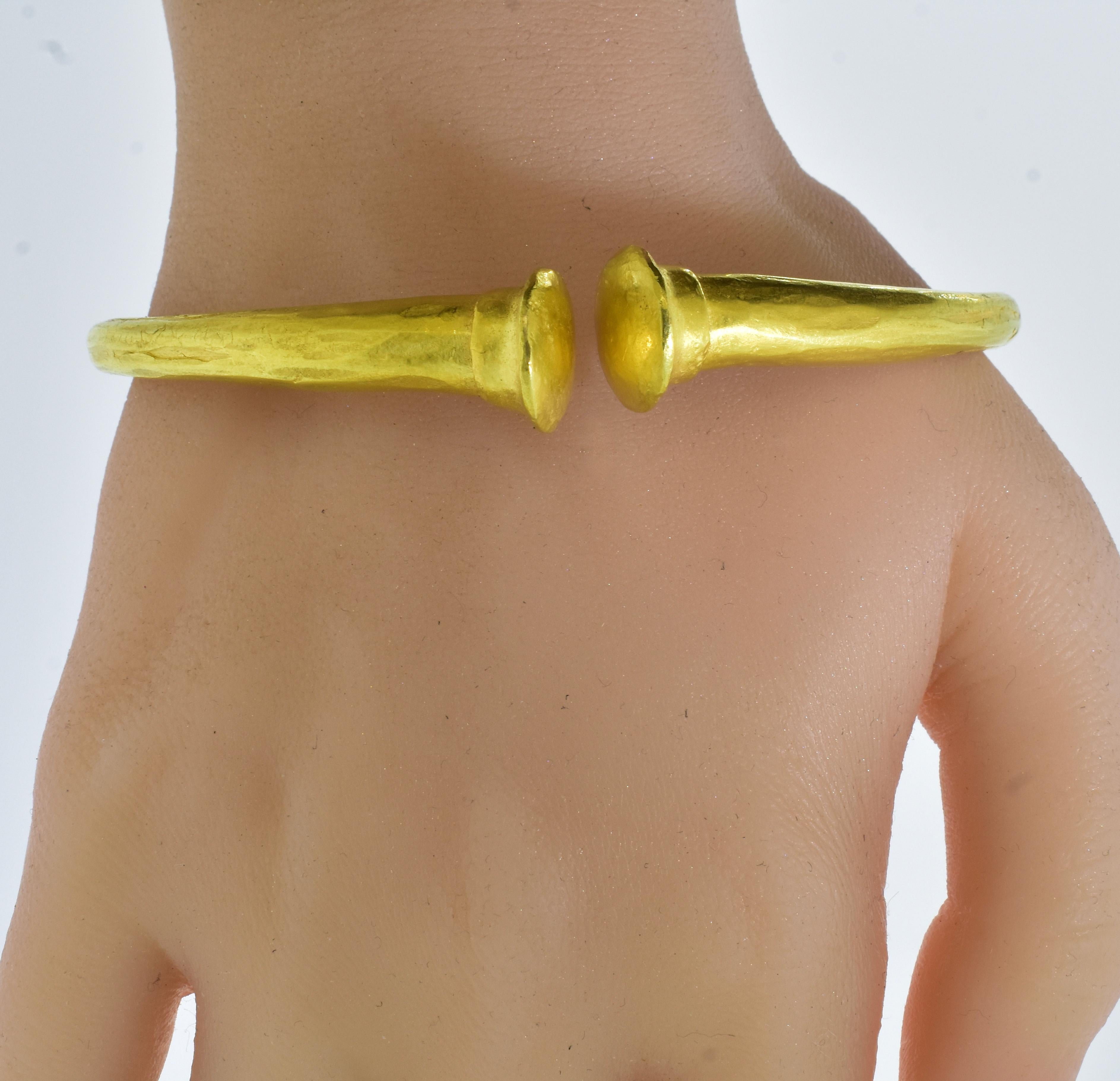 18K Solid Yellow Gold Distinctive Hand Made Bangle Bracelet 2