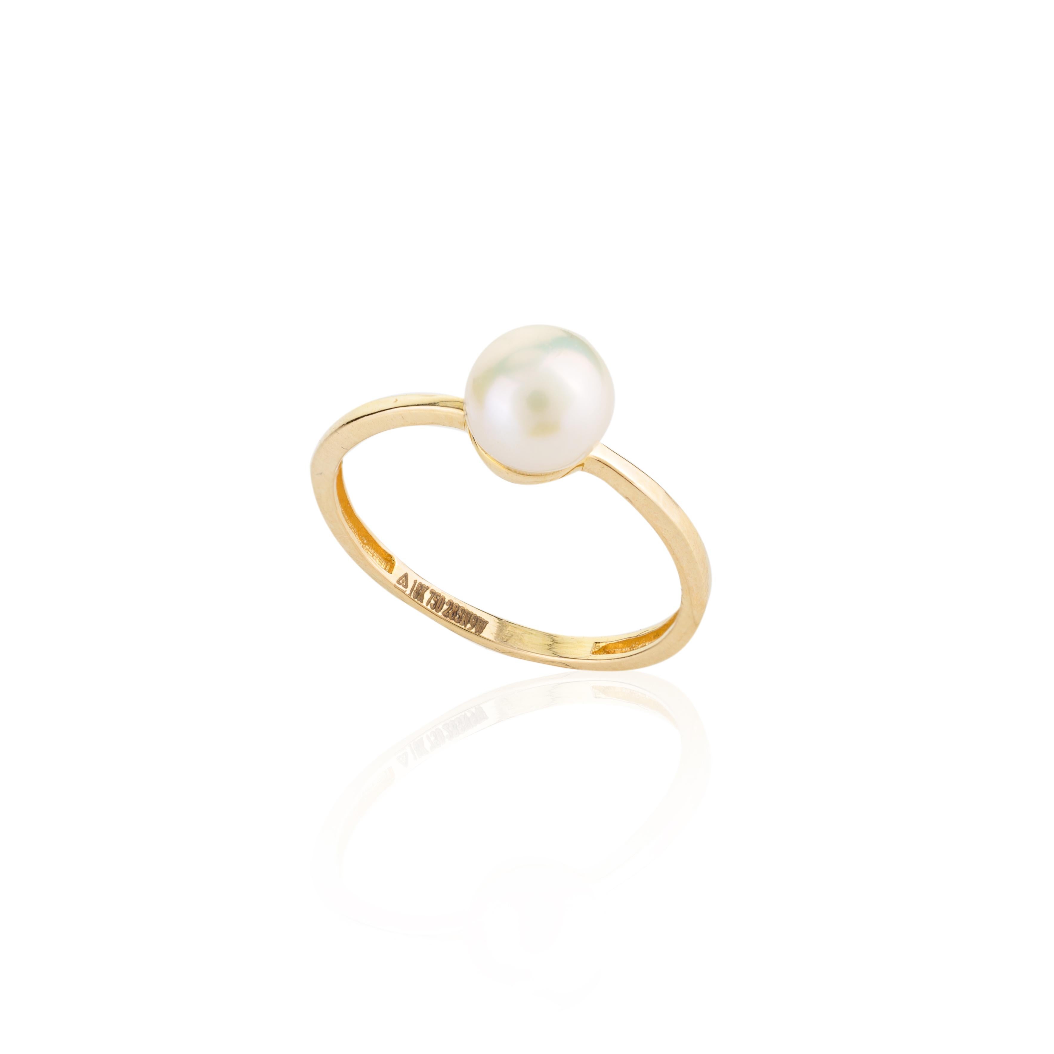 For Sale:  18k Solid Yellow Gold Elegant Natural Pearl Solitaire Ring for Women 7