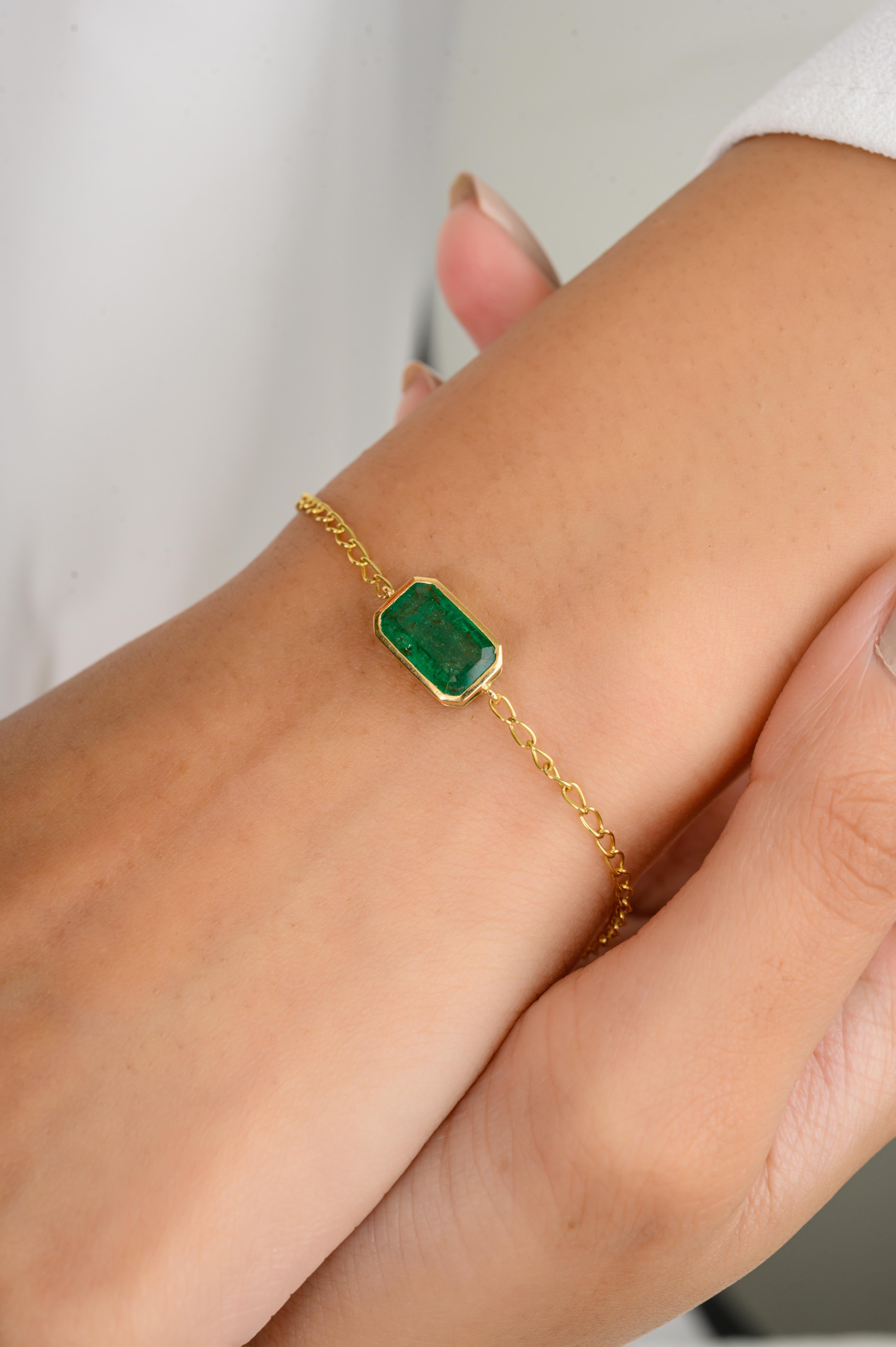 This Emerald May Birthstone Chain Bracelet in 18K gold showcases endlessly sparkling natural emerald, weighing 2.47 carat. It measures 7.5 inches long in length. 
Emerald enhances intellectual capacity of the person.
Designed with perfect octagon